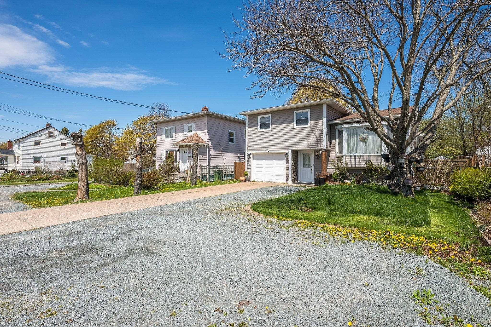 172 & 174 Victoria Road, Dartmouth, NS (MLS 202611819)