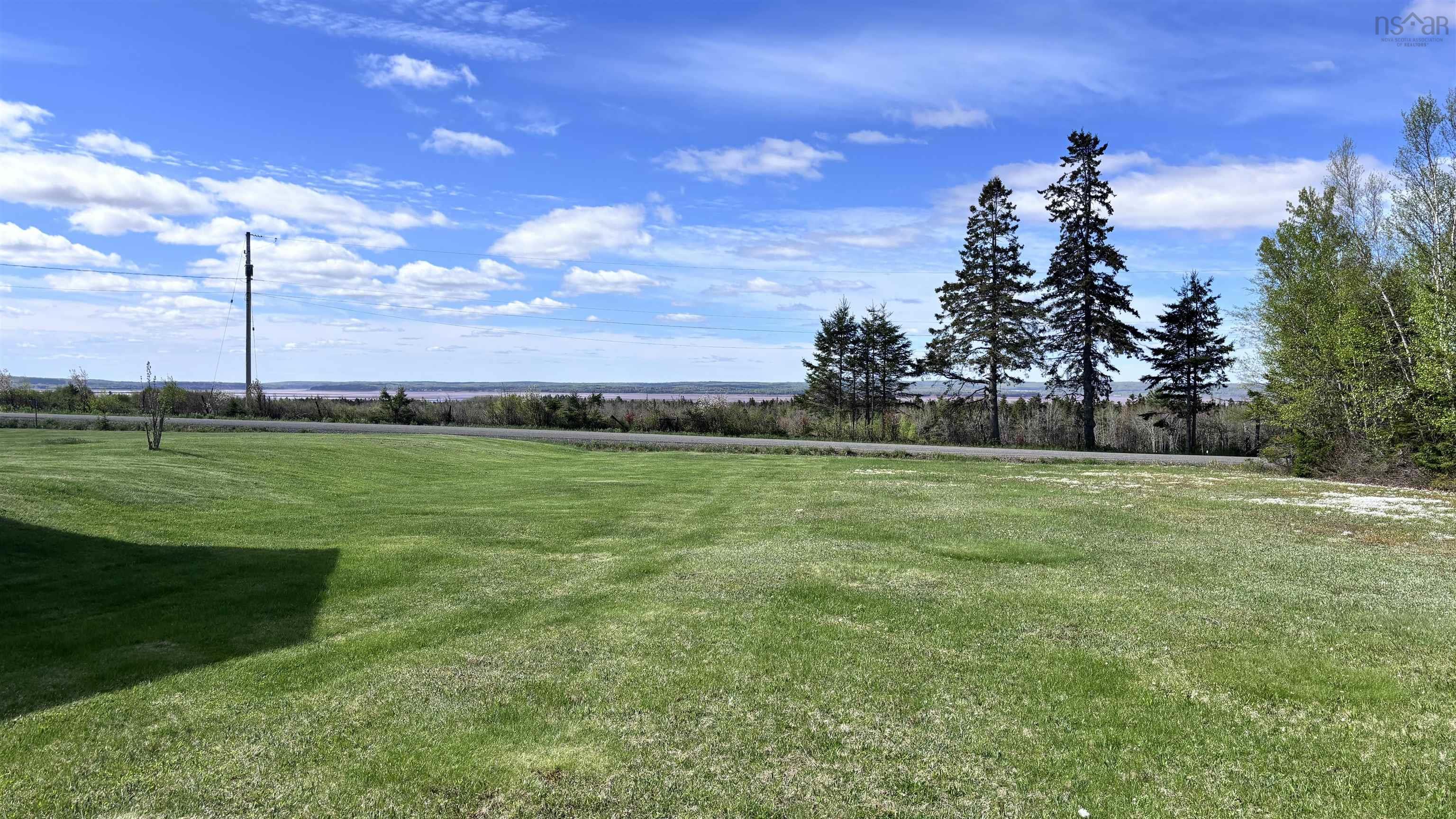 $430,000.00: 143 SHORE Road, Masstown