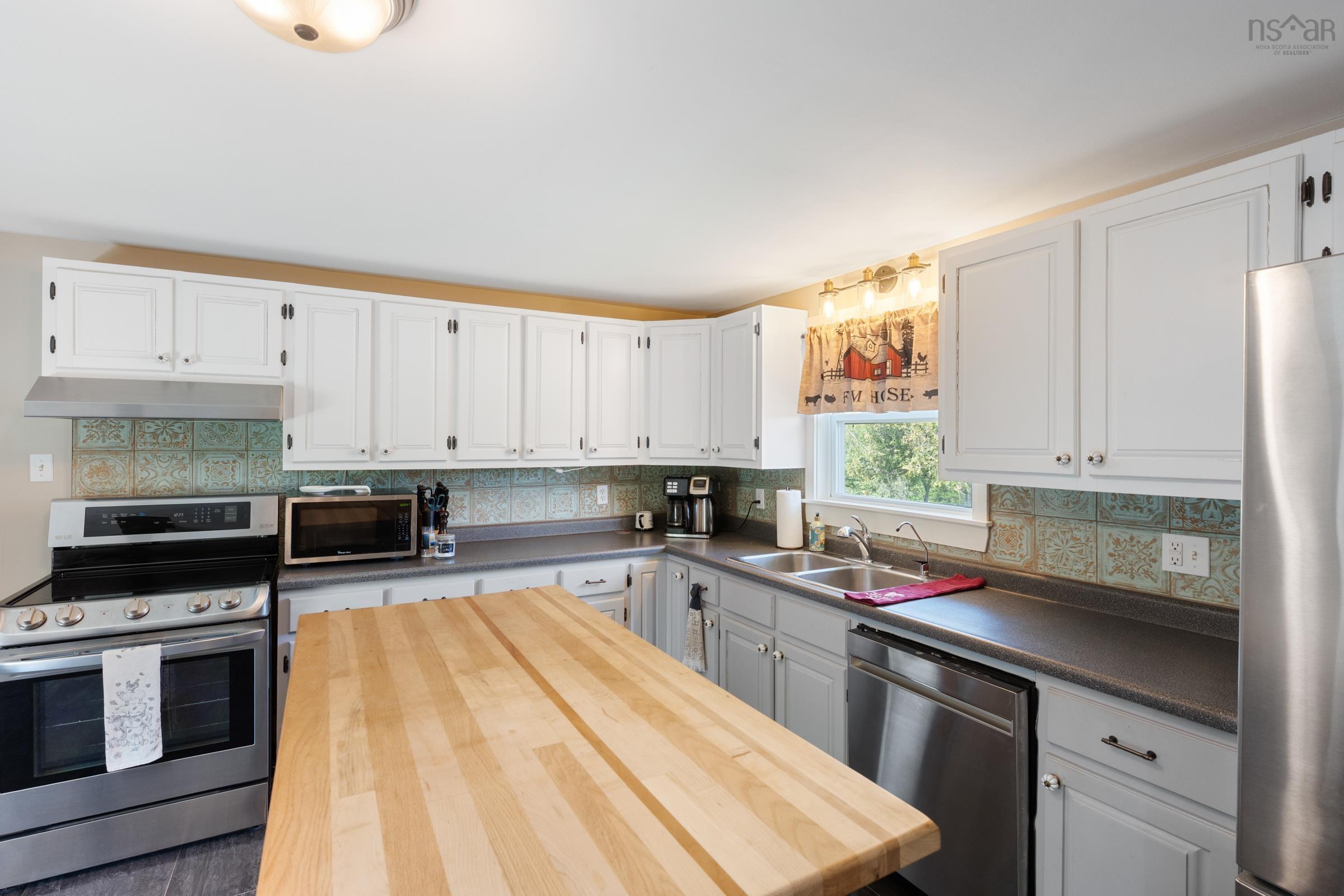 $449,999.00: 1313 Clementsport Road, Clementsvale