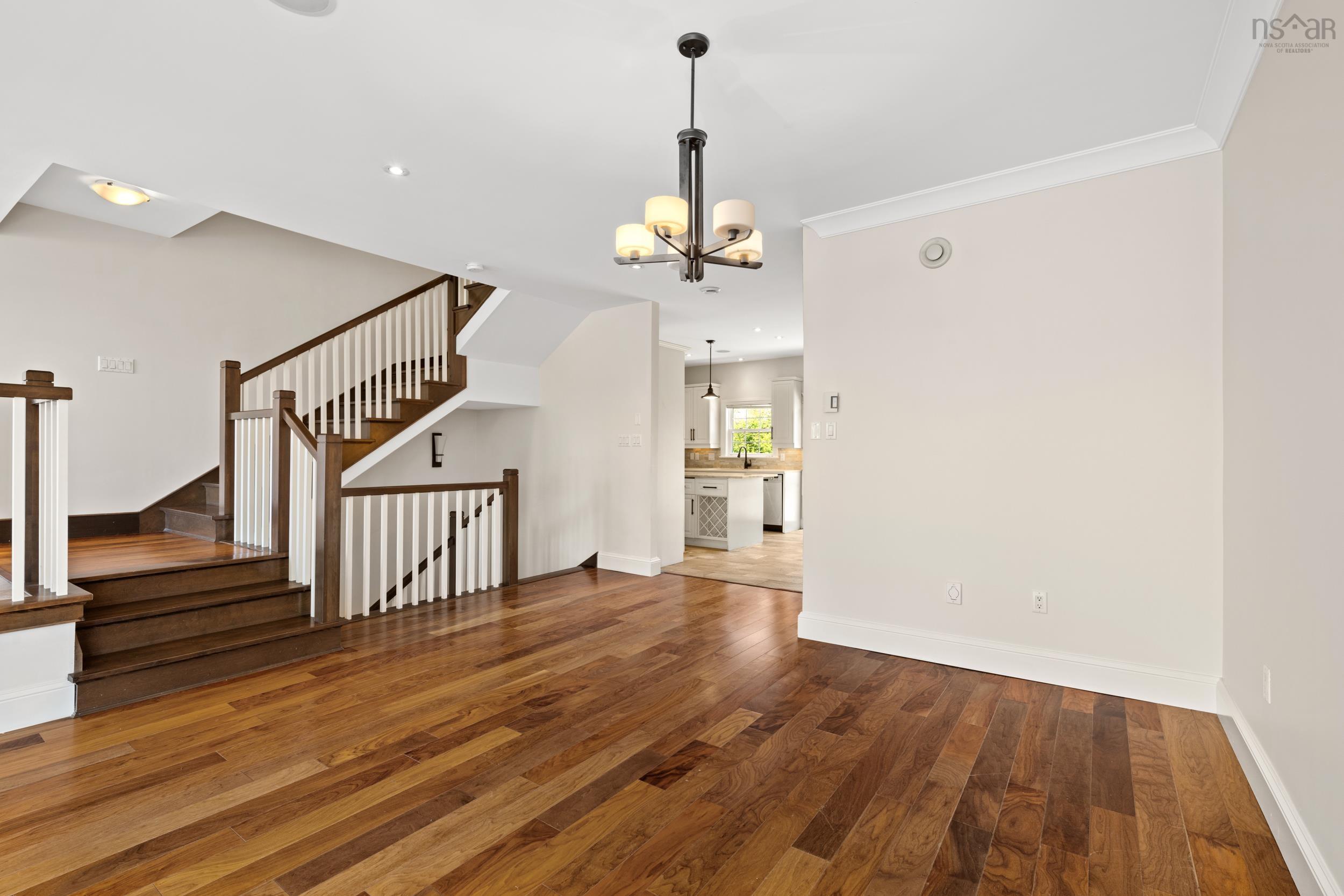 $1,350,000.00: 1727 Cadmus Court, Halifax