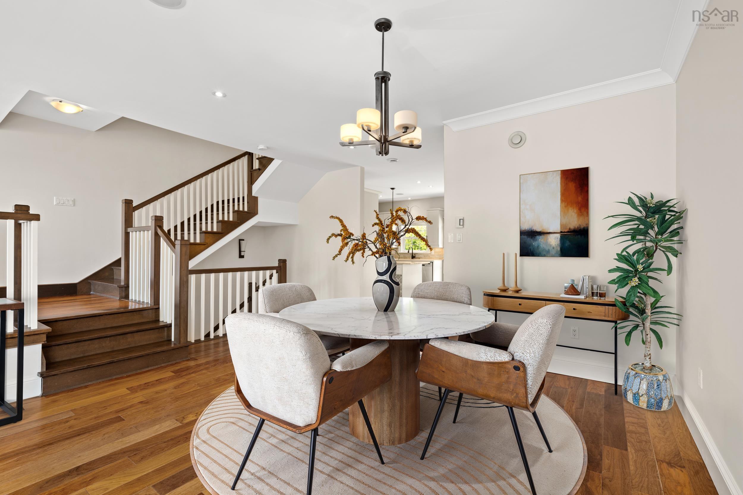 $1,350,000.00: 1727 Cadmus Court, Halifax
