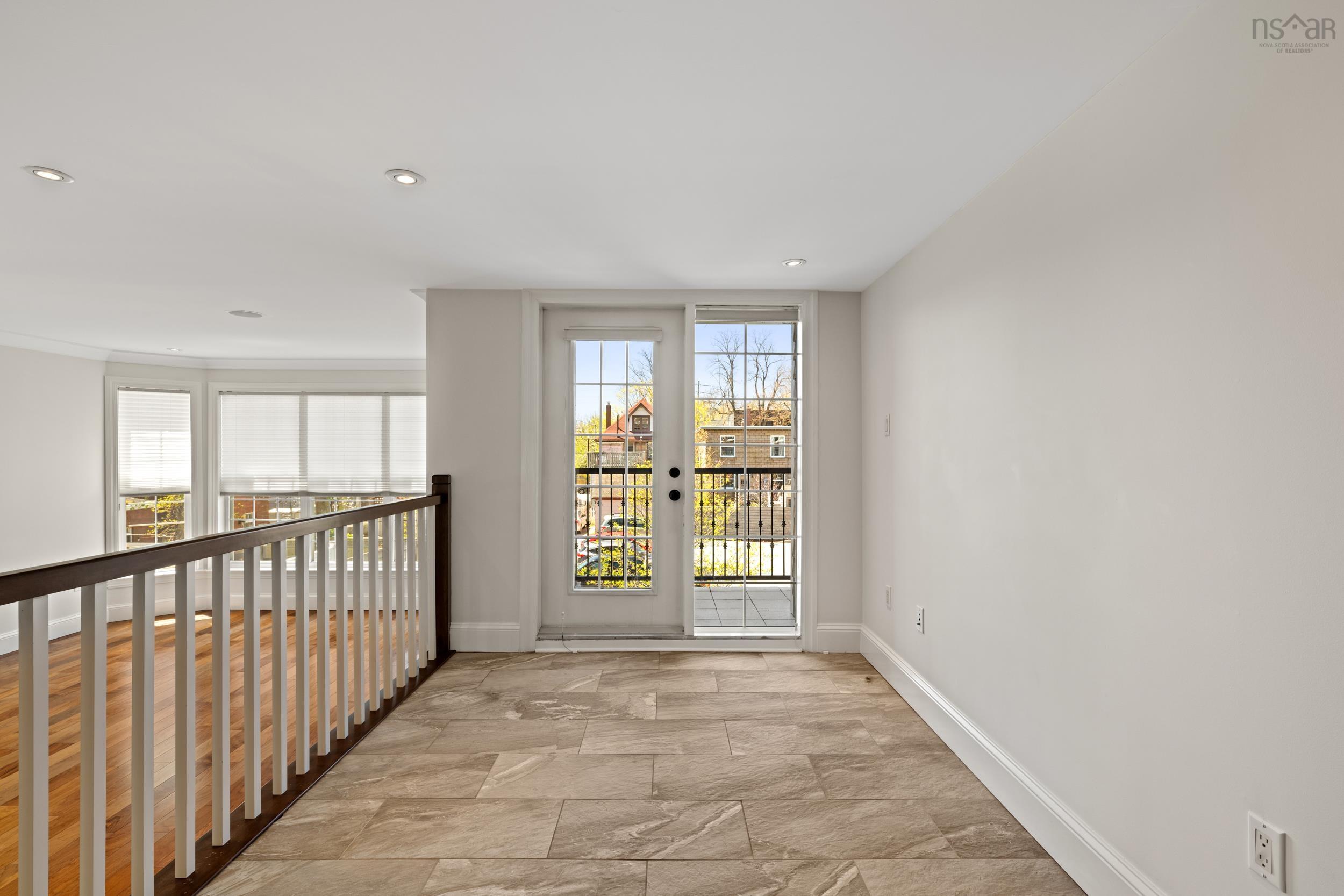 $1,350,000.00: 1727 Cadmus Court, Halifax