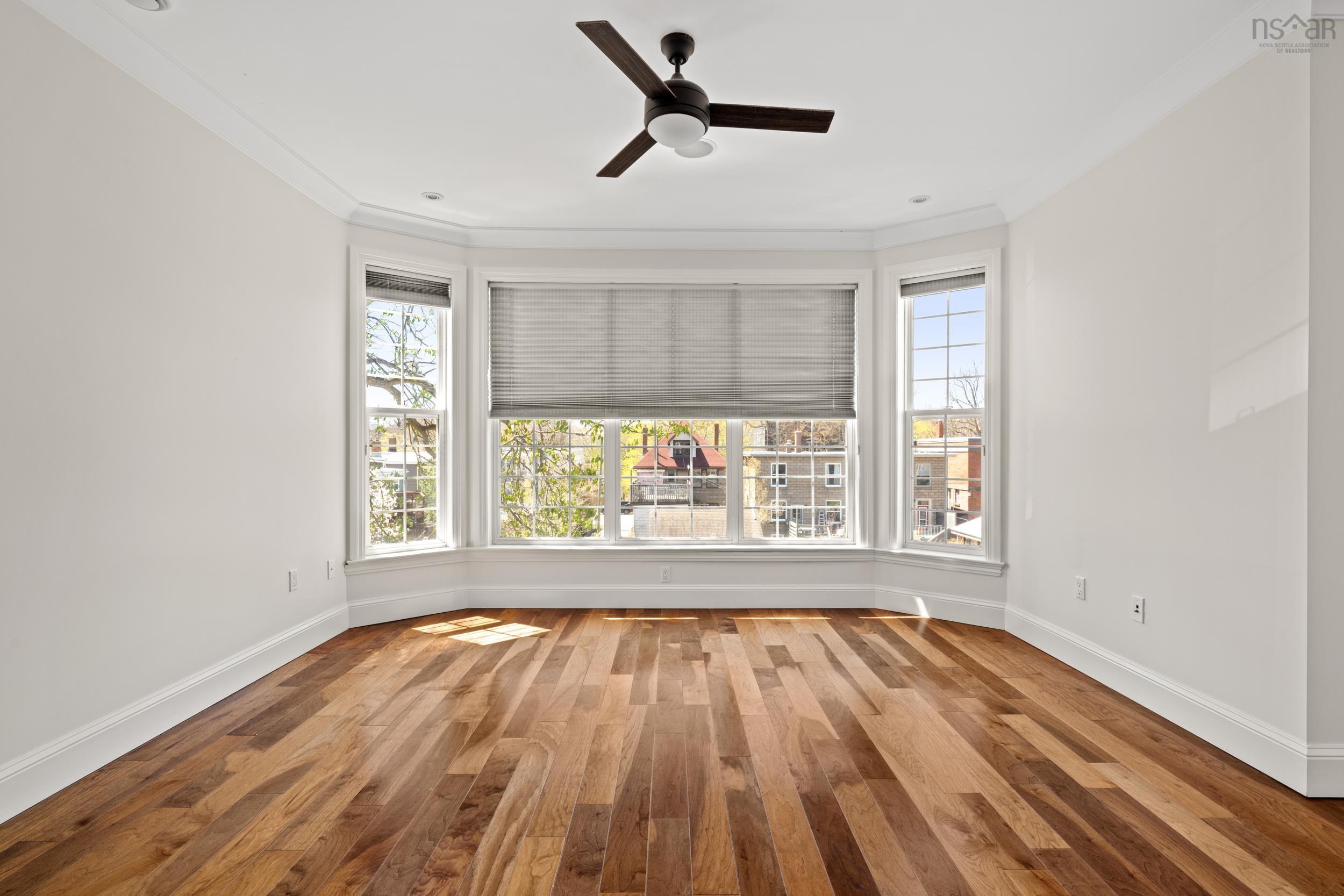 $1,350,000.00: 1727 Cadmus Court, Halifax
