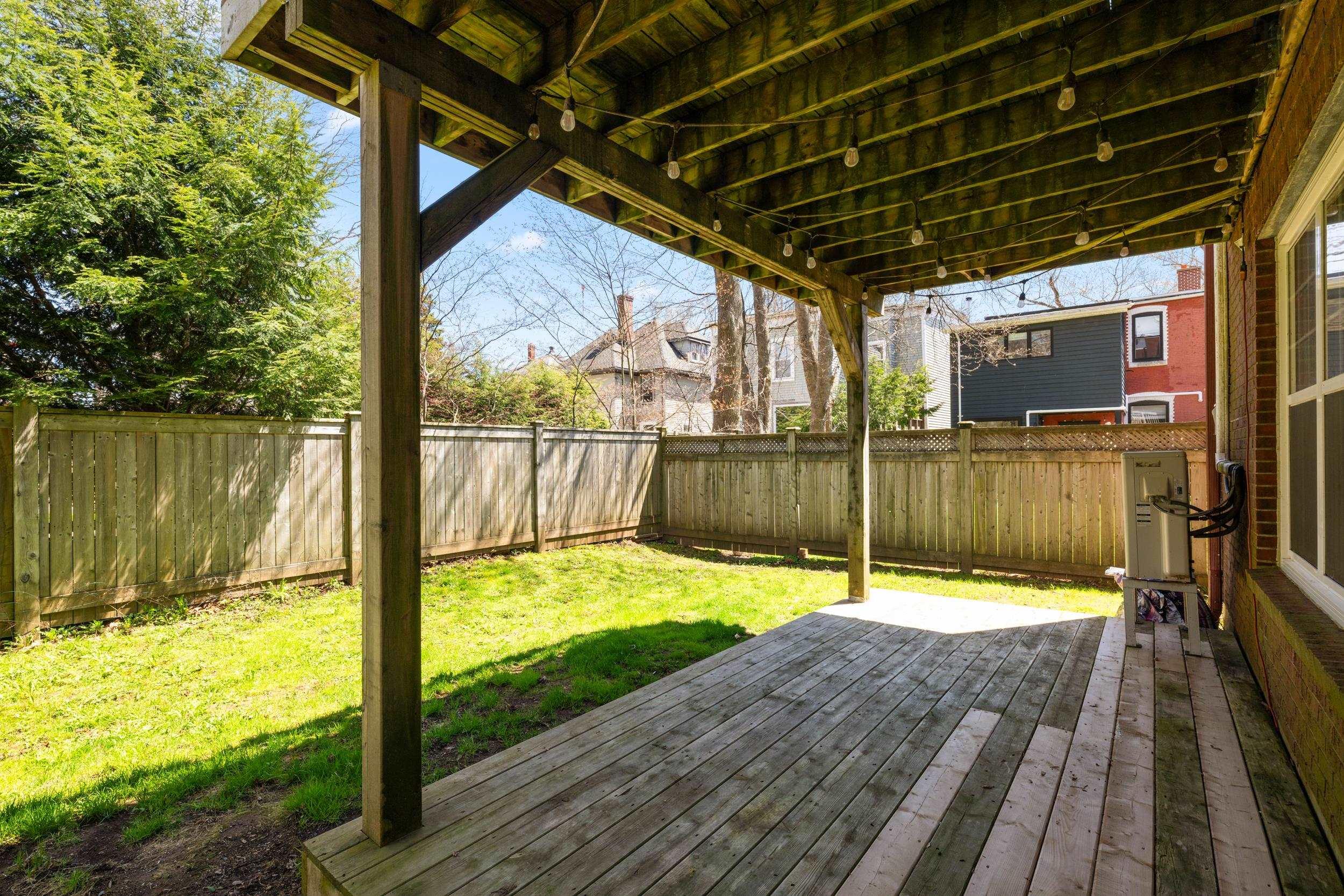 $1,350,000.00: 1727 Cadmus Court, Halifax