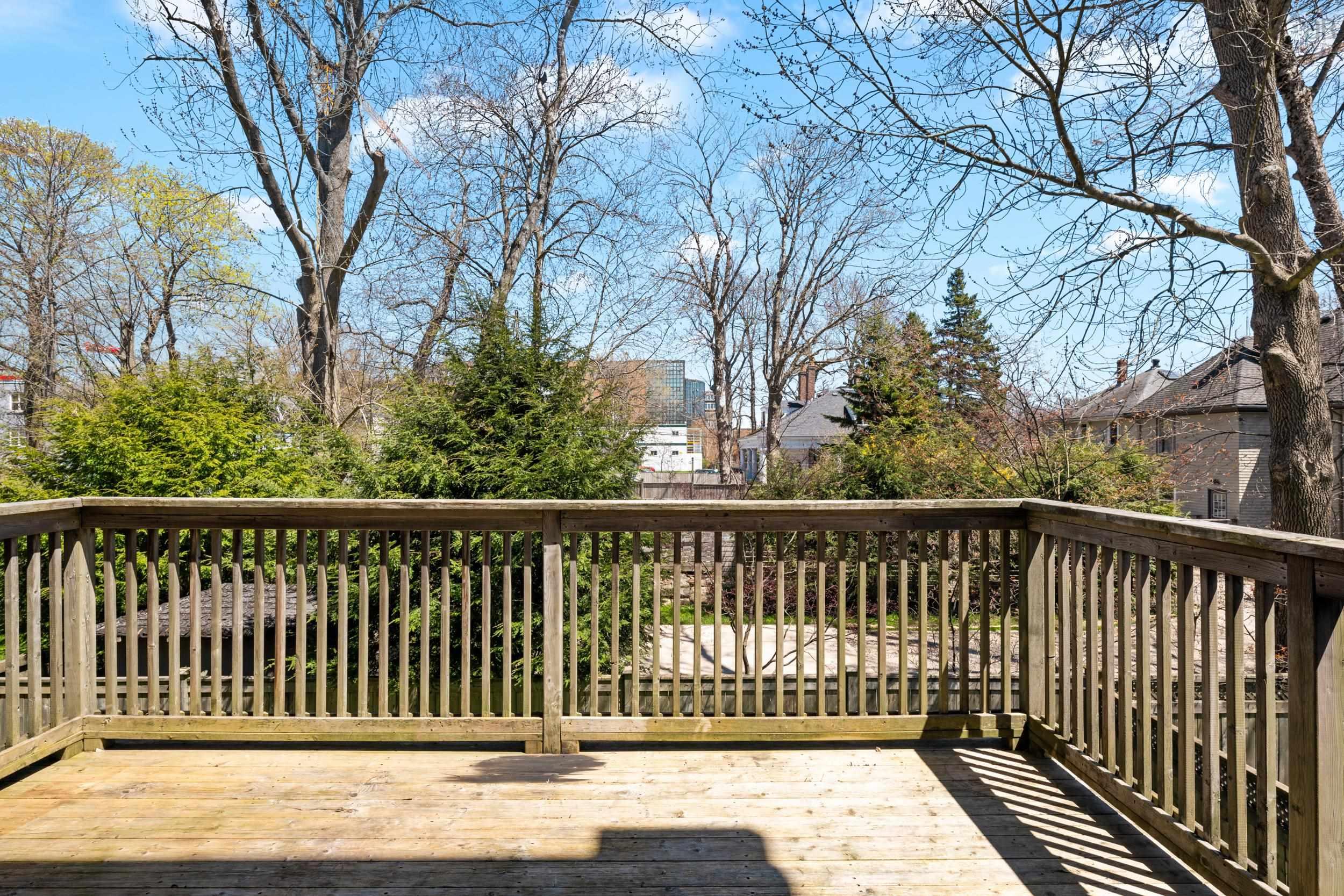 $1,350,000.00: 1727 Cadmus Court, Halifax