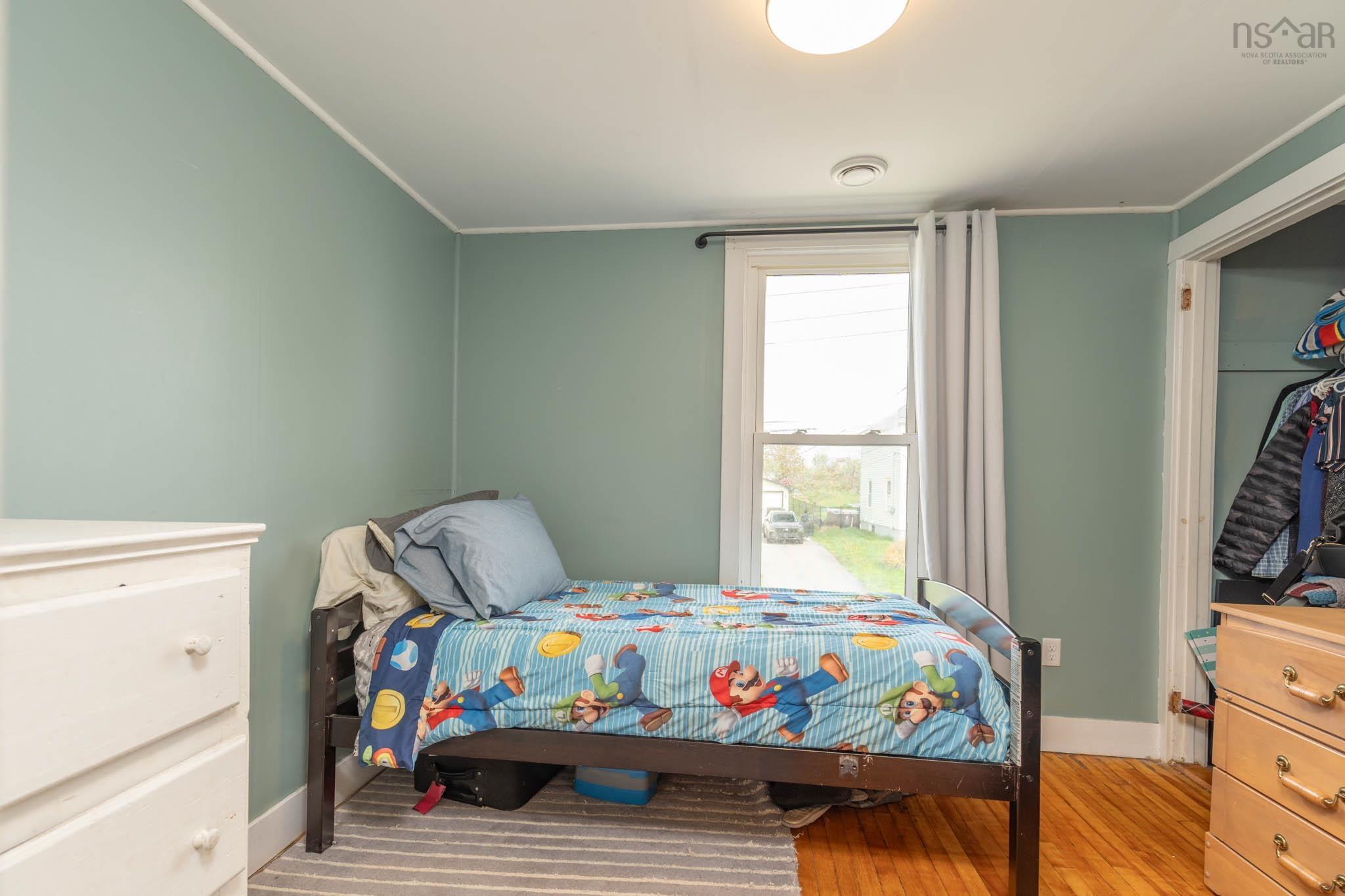 $329,900.00: 4 Carol Avenue, Yarmouth