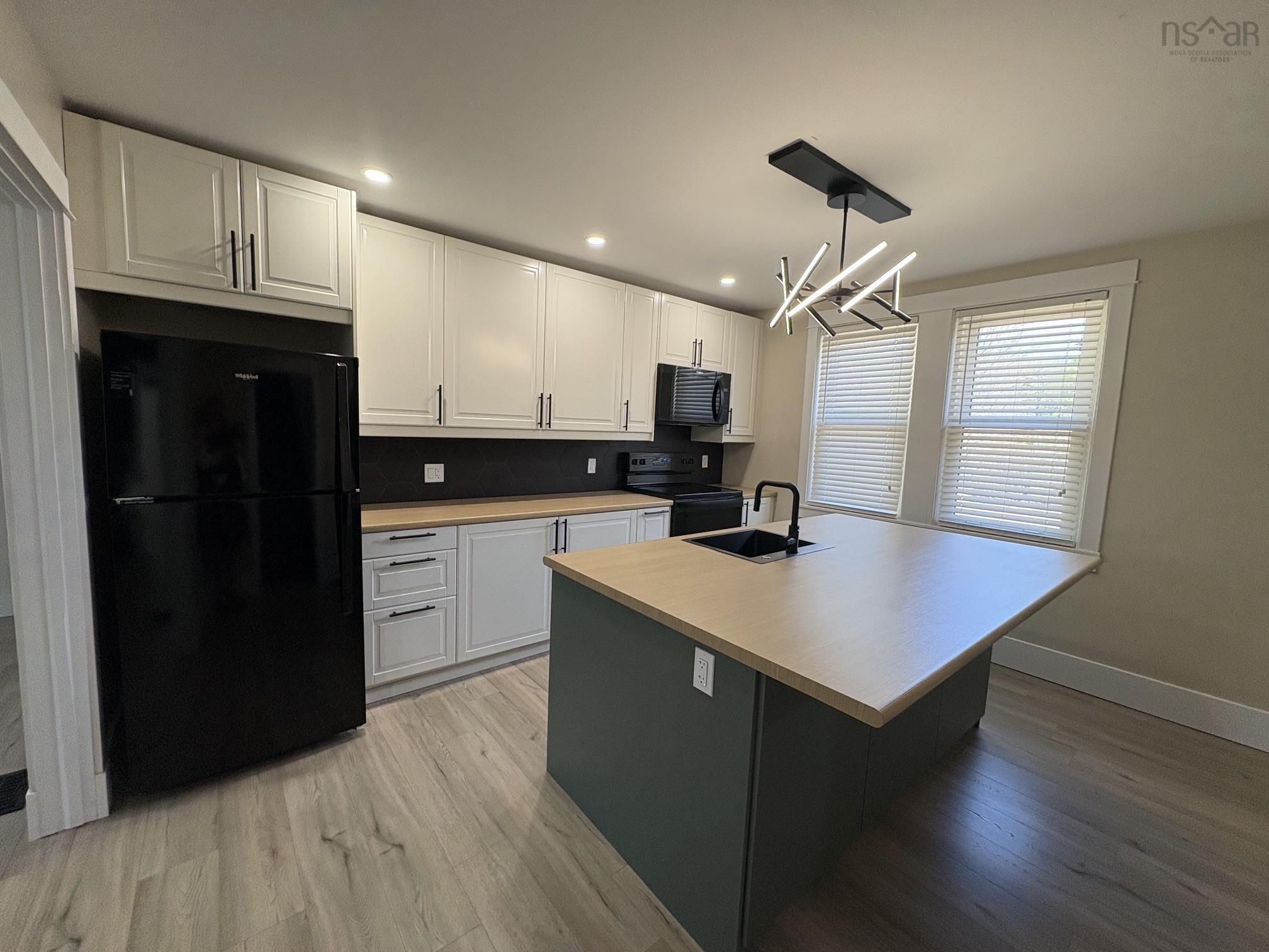 $500,000.00: 24 Varner Road, New Germany