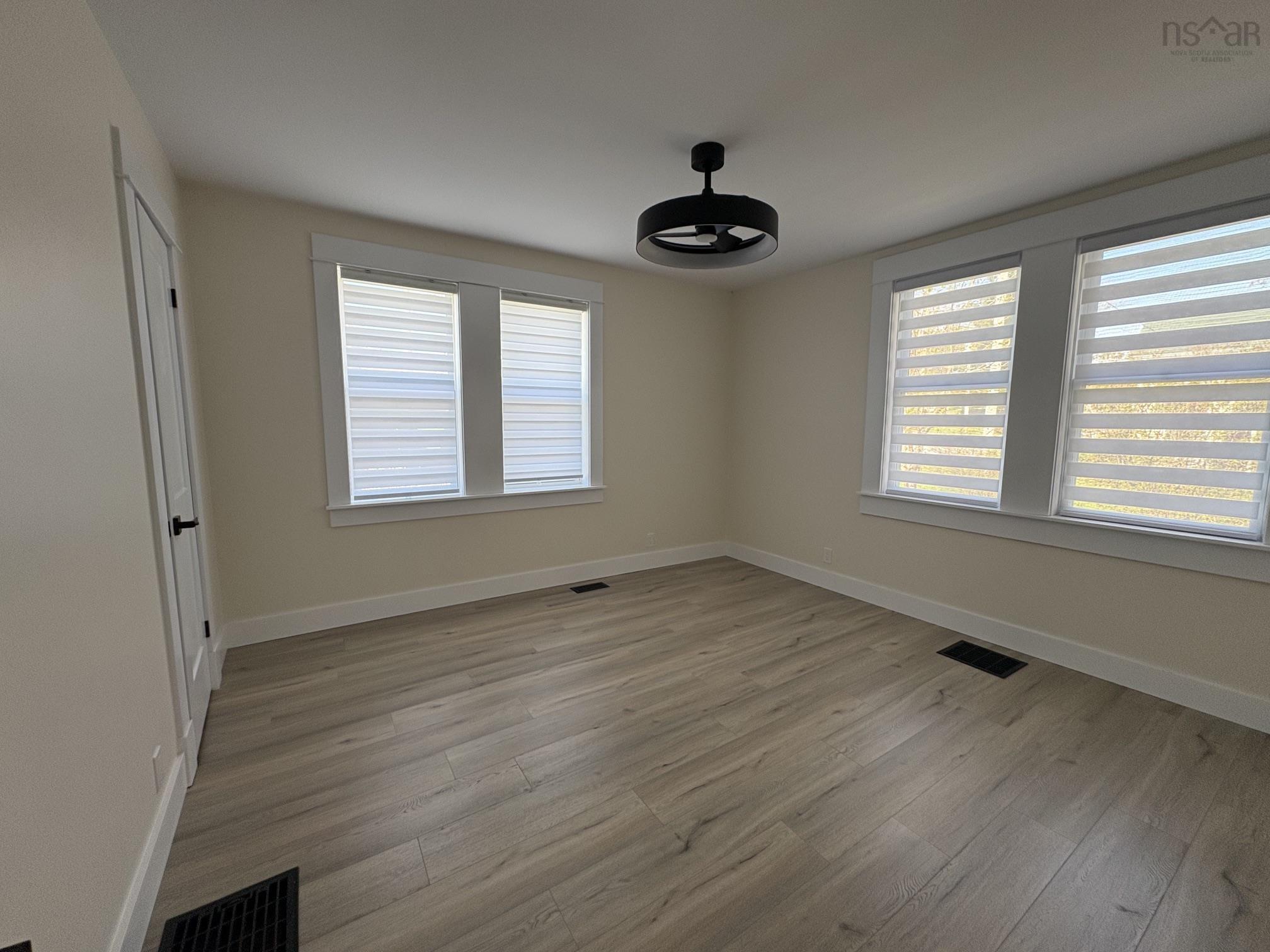 $500,000.00: 24 Varner Road, New Germany