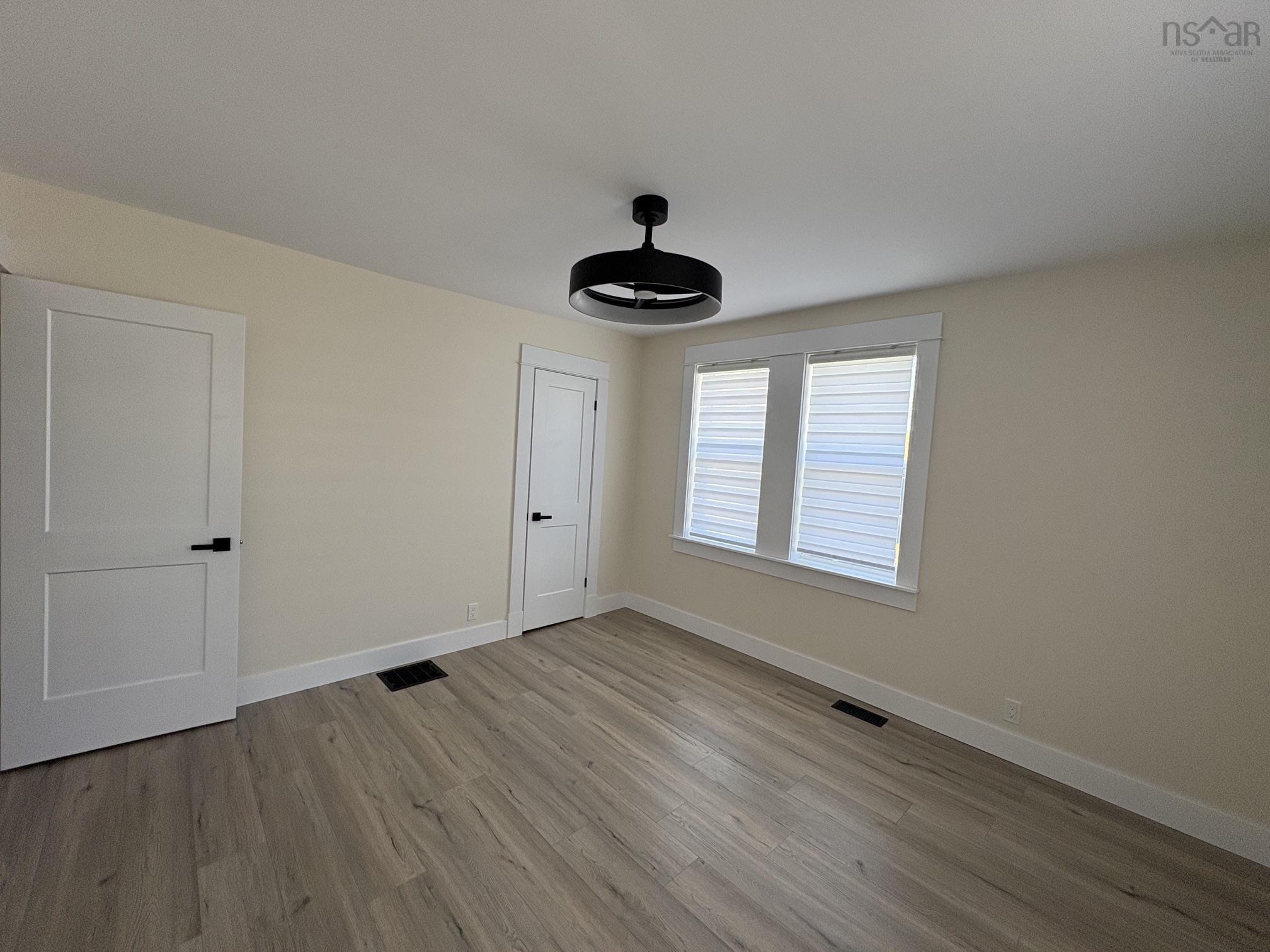 $500,000.00: 24 Varner Road, New Germany