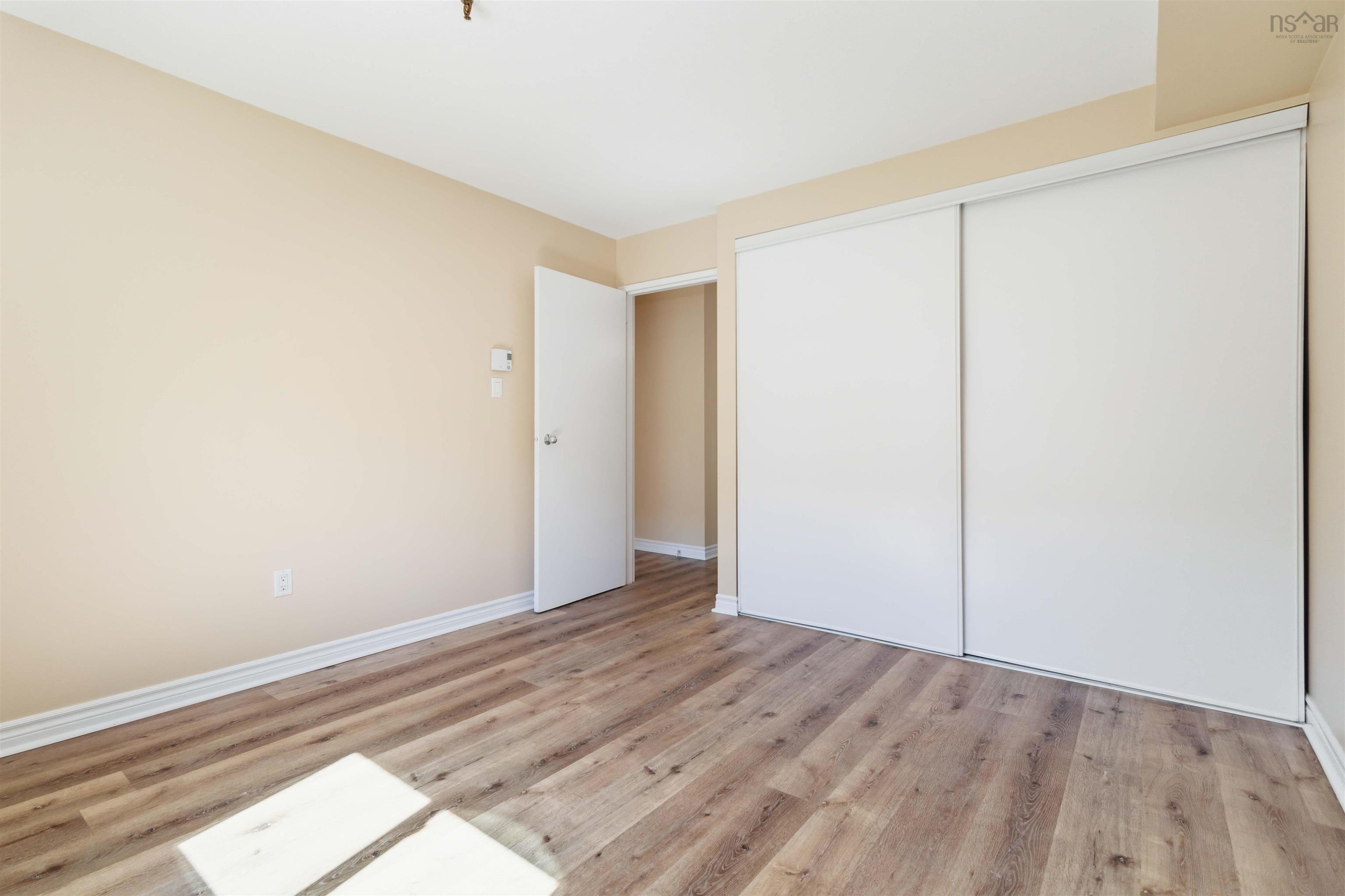 $279,900.00: 223 281 Windmill Road, Dartmouth