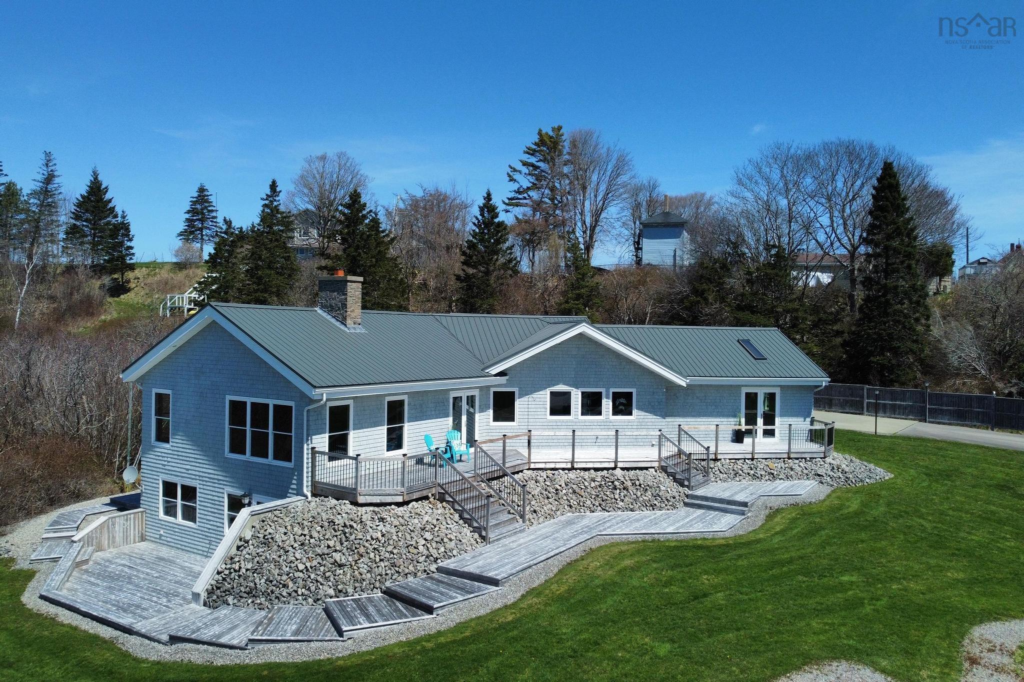 $1,600,000.00: 52 Captain Landers Court, Yarmouth