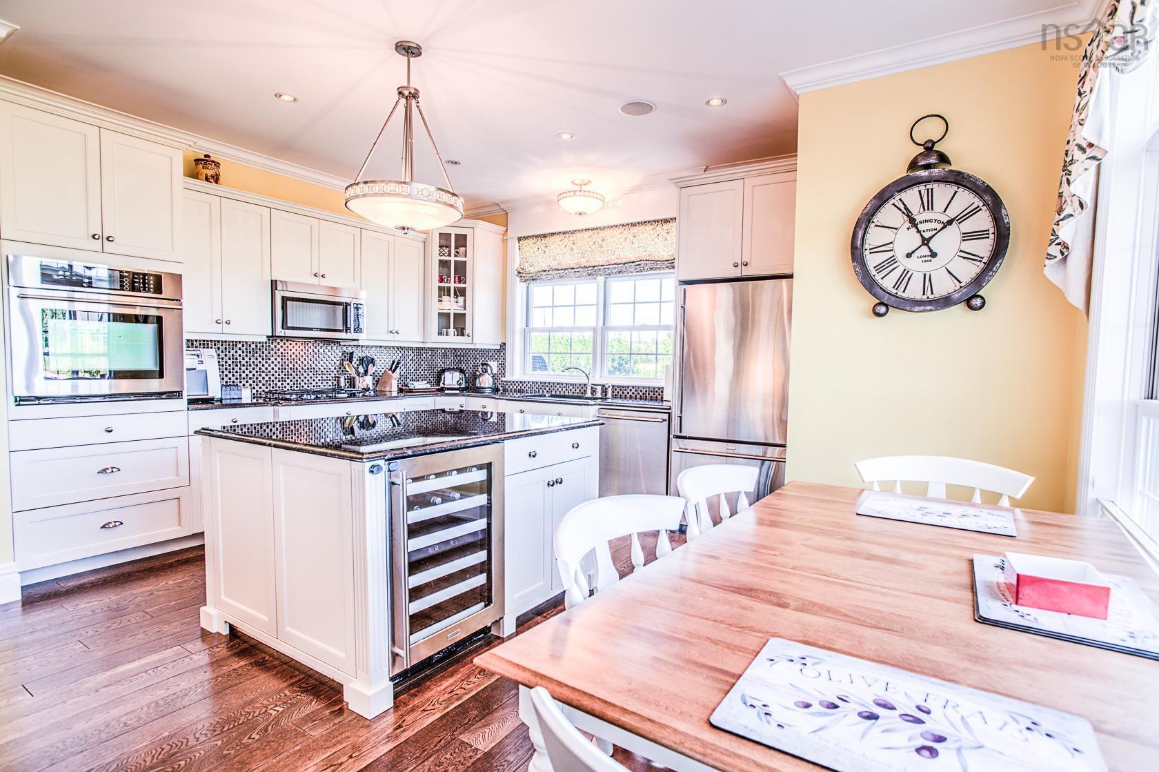 $1,799,900.00: 263 Harbourside Drive, Fox Harbour