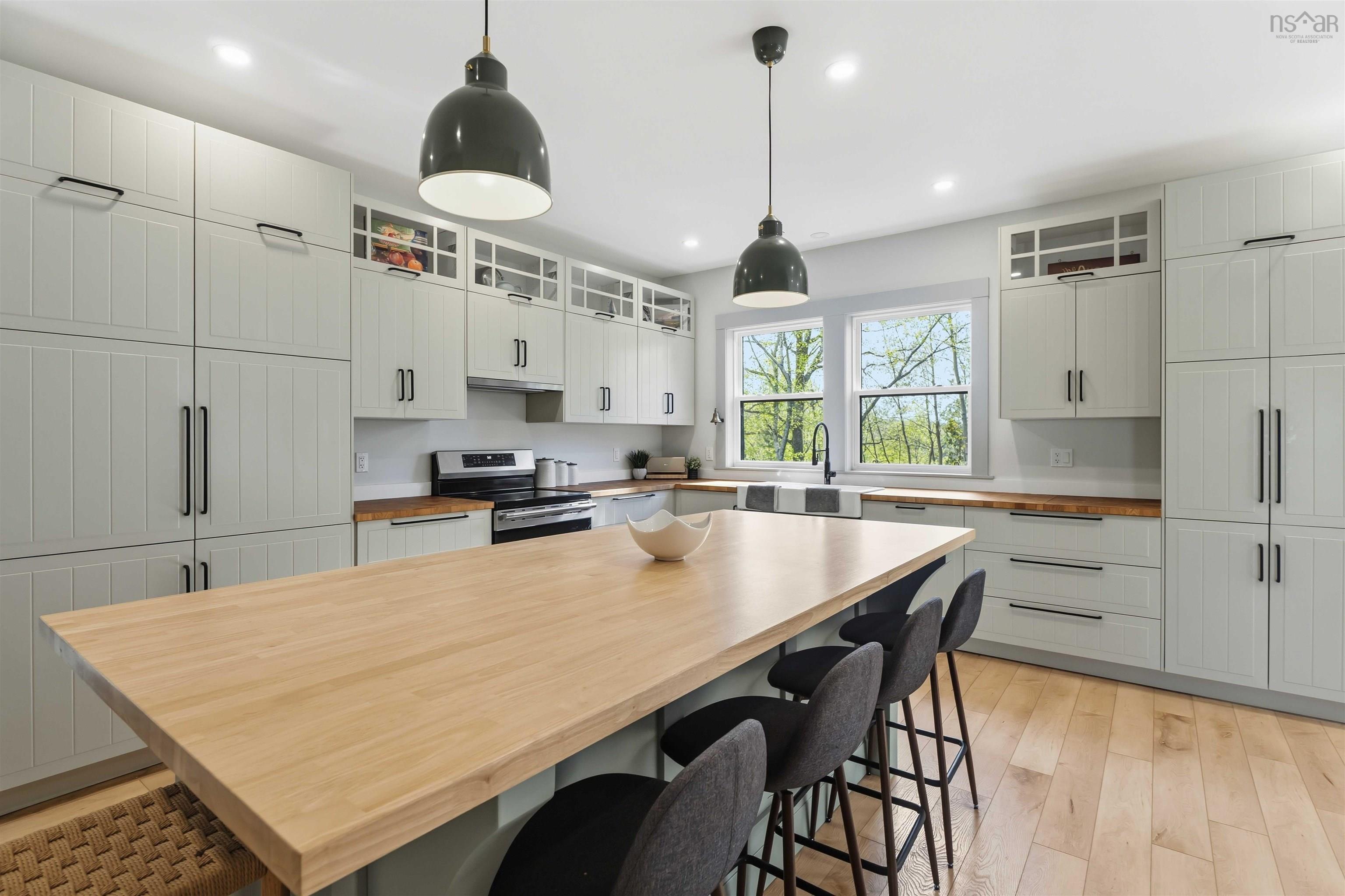 $869,000.00: 25 Cortland Crescent, Kentville