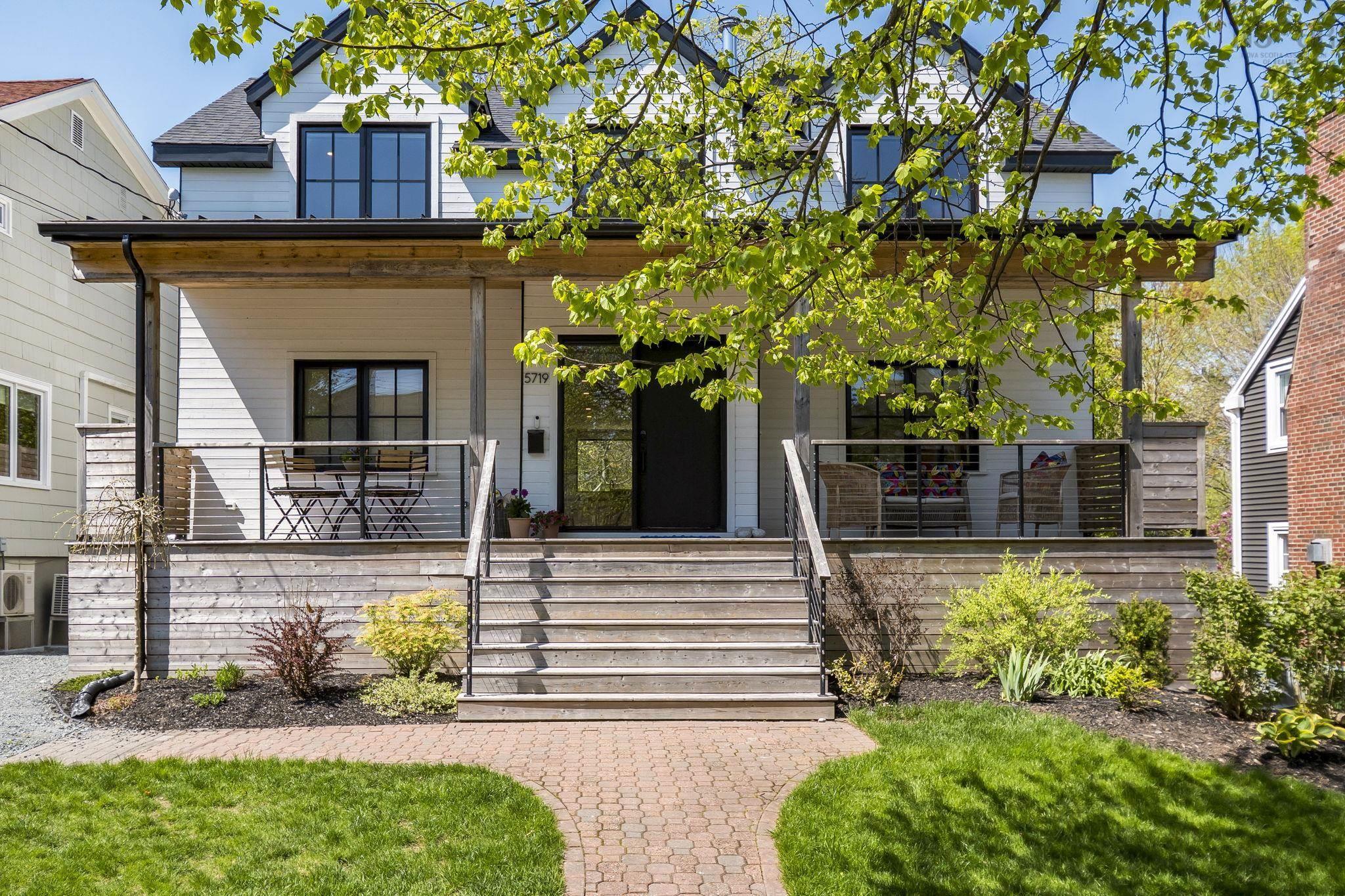 $2,595,000.00: 5719 Southwood Drive, Halifax