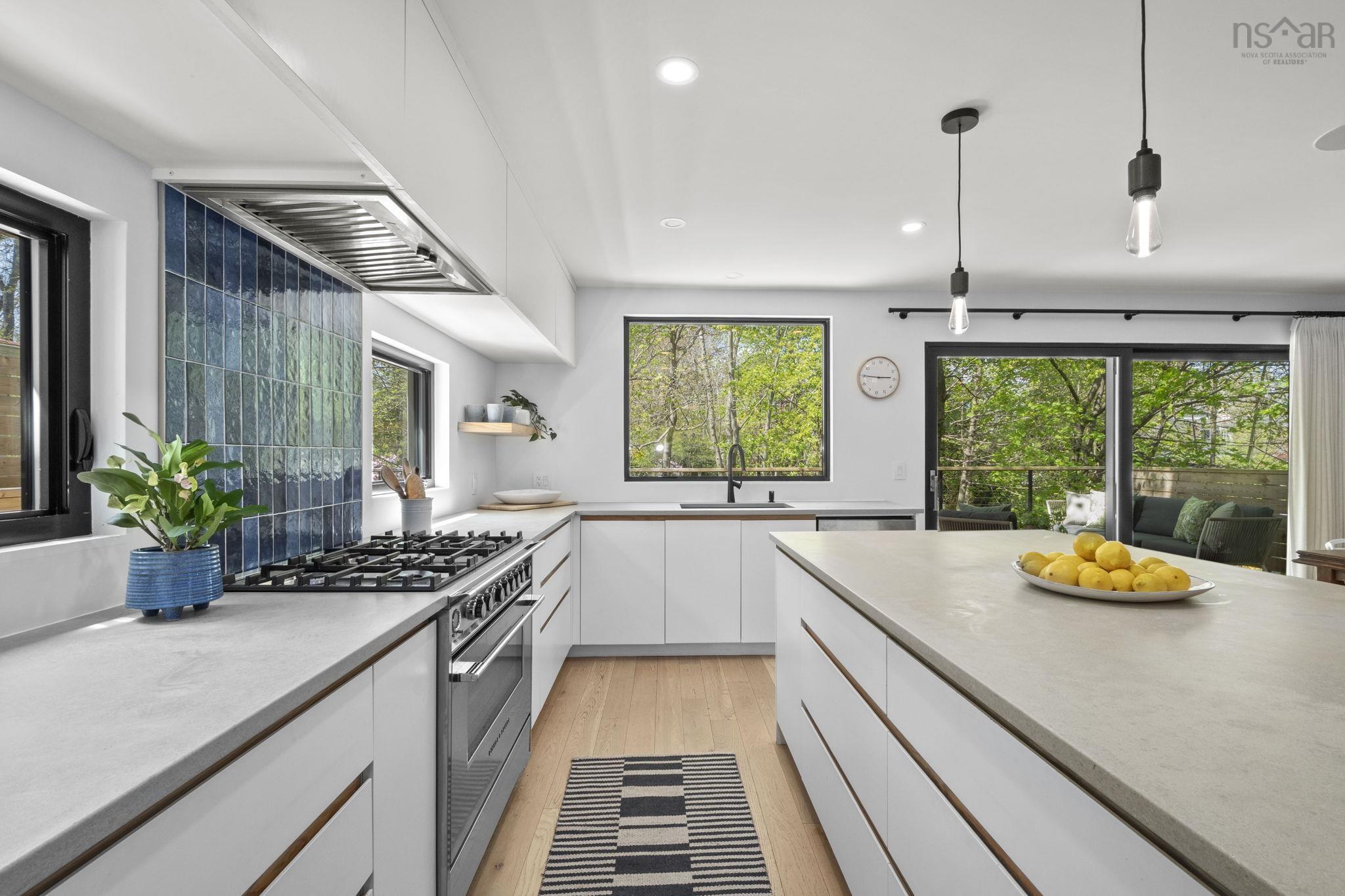 $2,595,000.00: 5719 Southwood Drive, Halifax