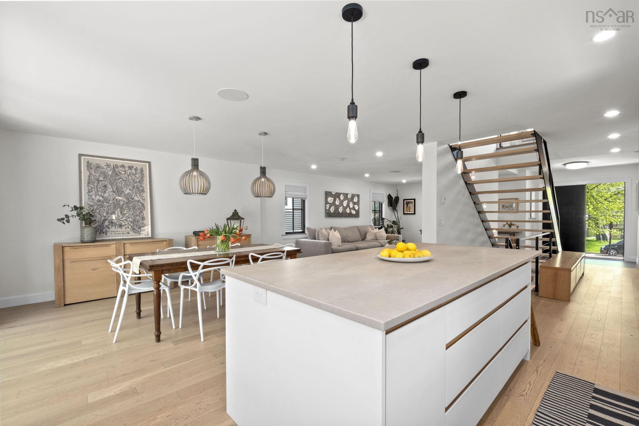 $2,595,000.00: 5719 Southwood Drive, Halifax