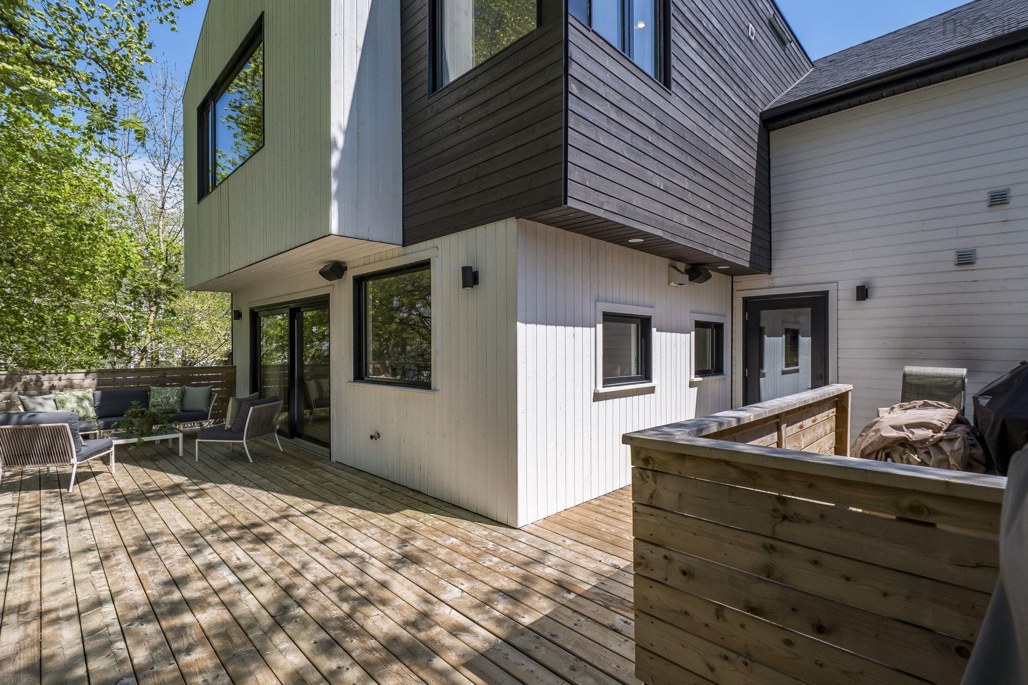 $2,595,000.00: 5719 Southwood Drive, Halifax