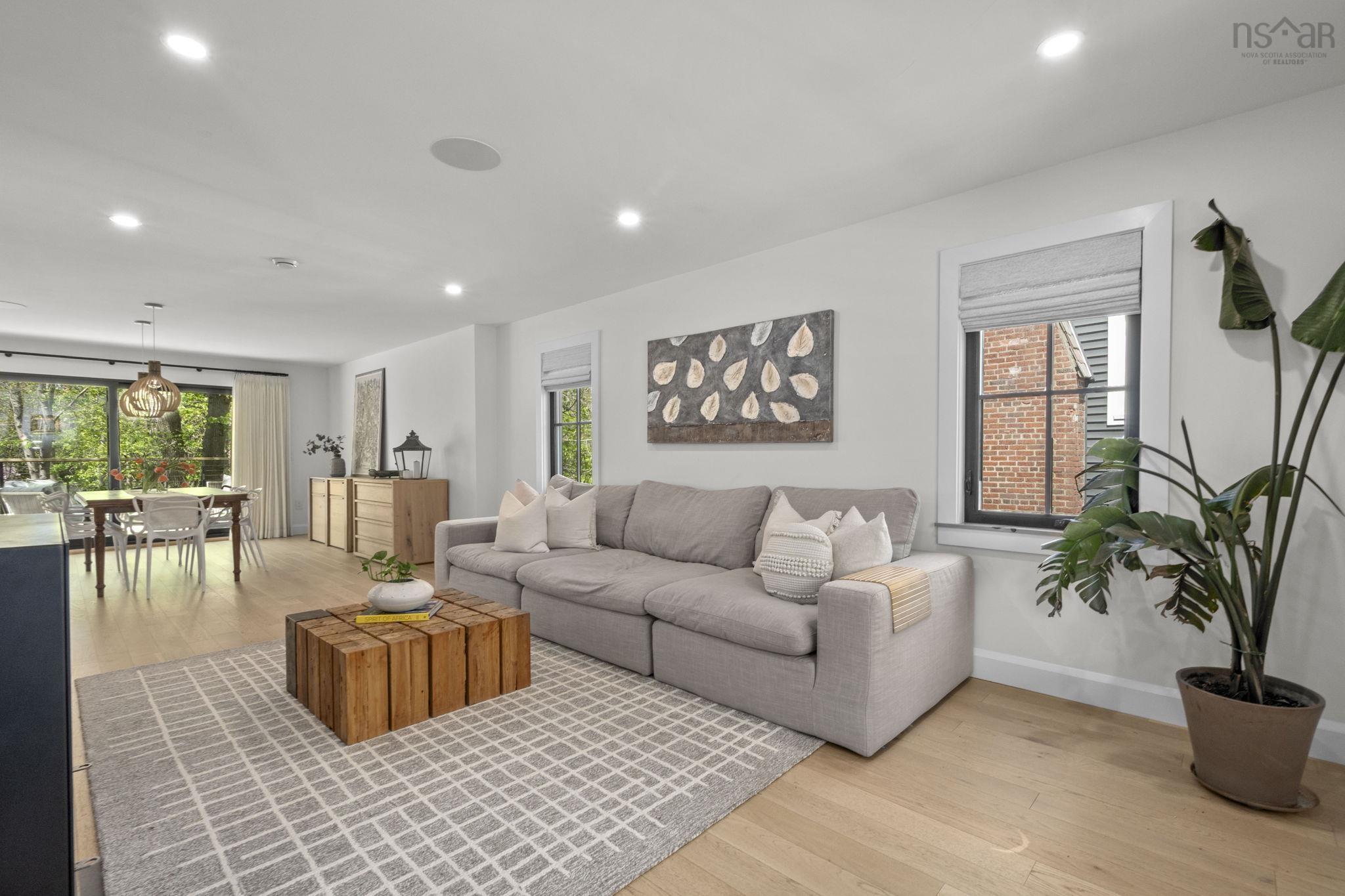 $2,595,000.00: 5719 Southwood Drive, Halifax
