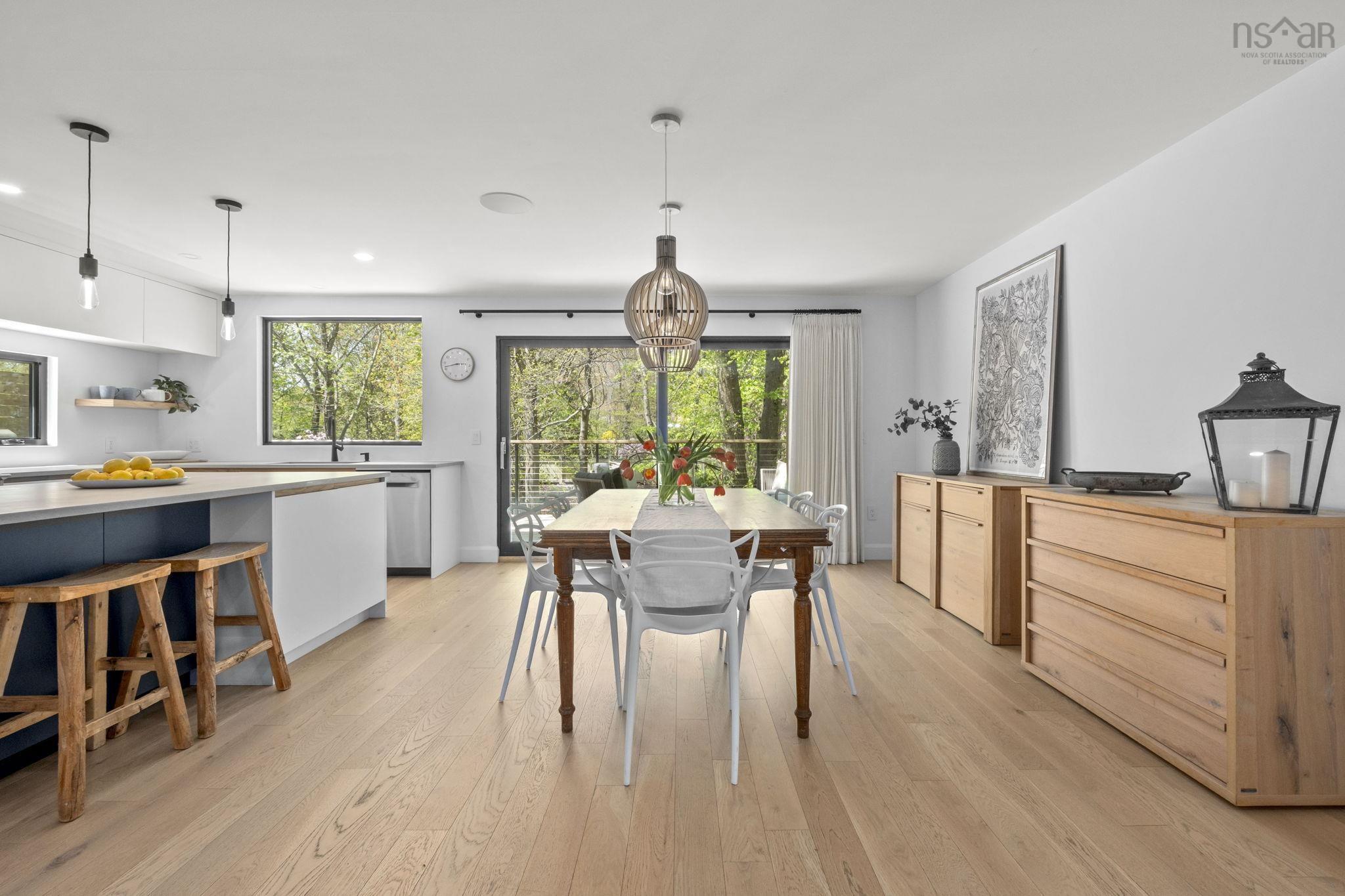 $2,595,000.00: 5719 Southwood Drive, Halifax