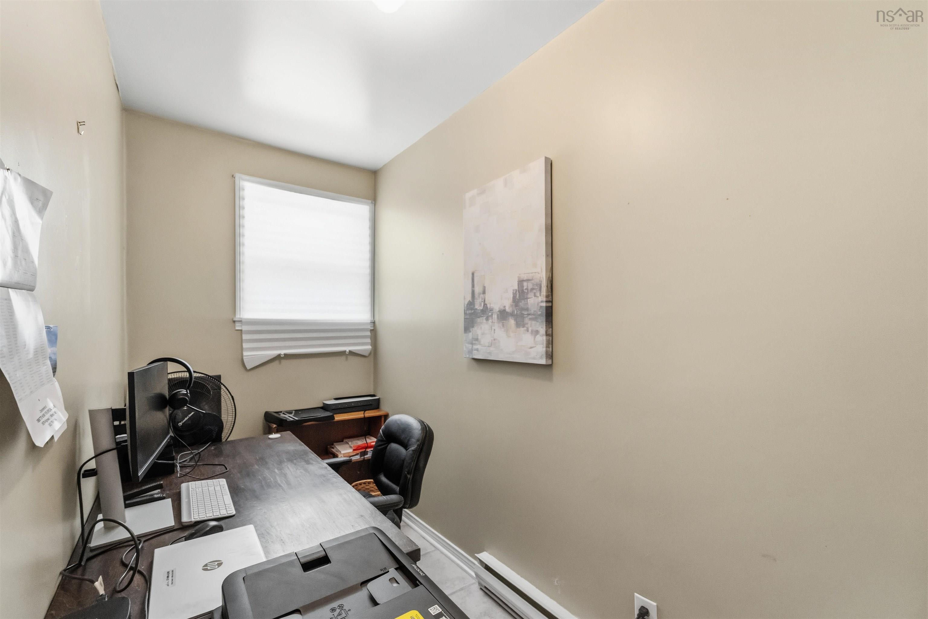 $650,000.00: 2410 Loretta Avenue, Coldbrook