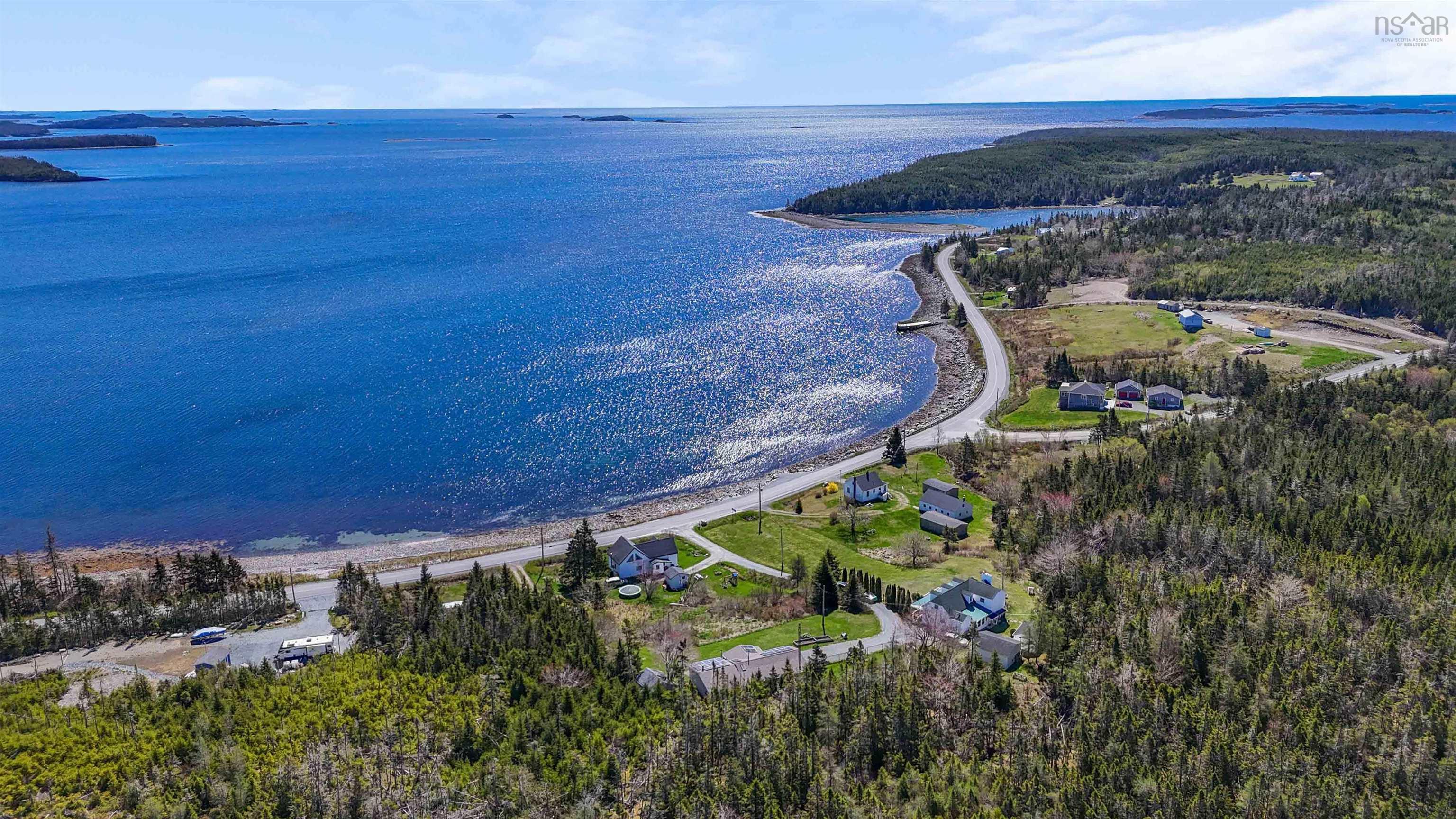 $320,000.00: 286 Beaver Harbour Road, Beaver Harbour