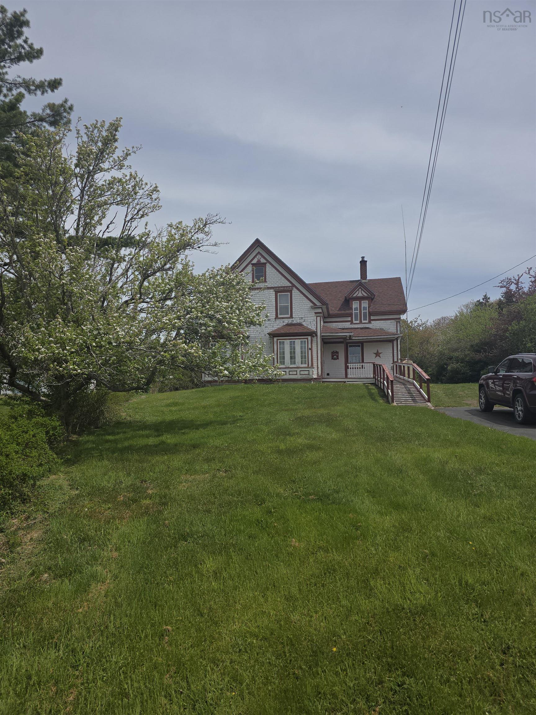 $229,900.00: 2067 Sandy Point Road, Sandy Point