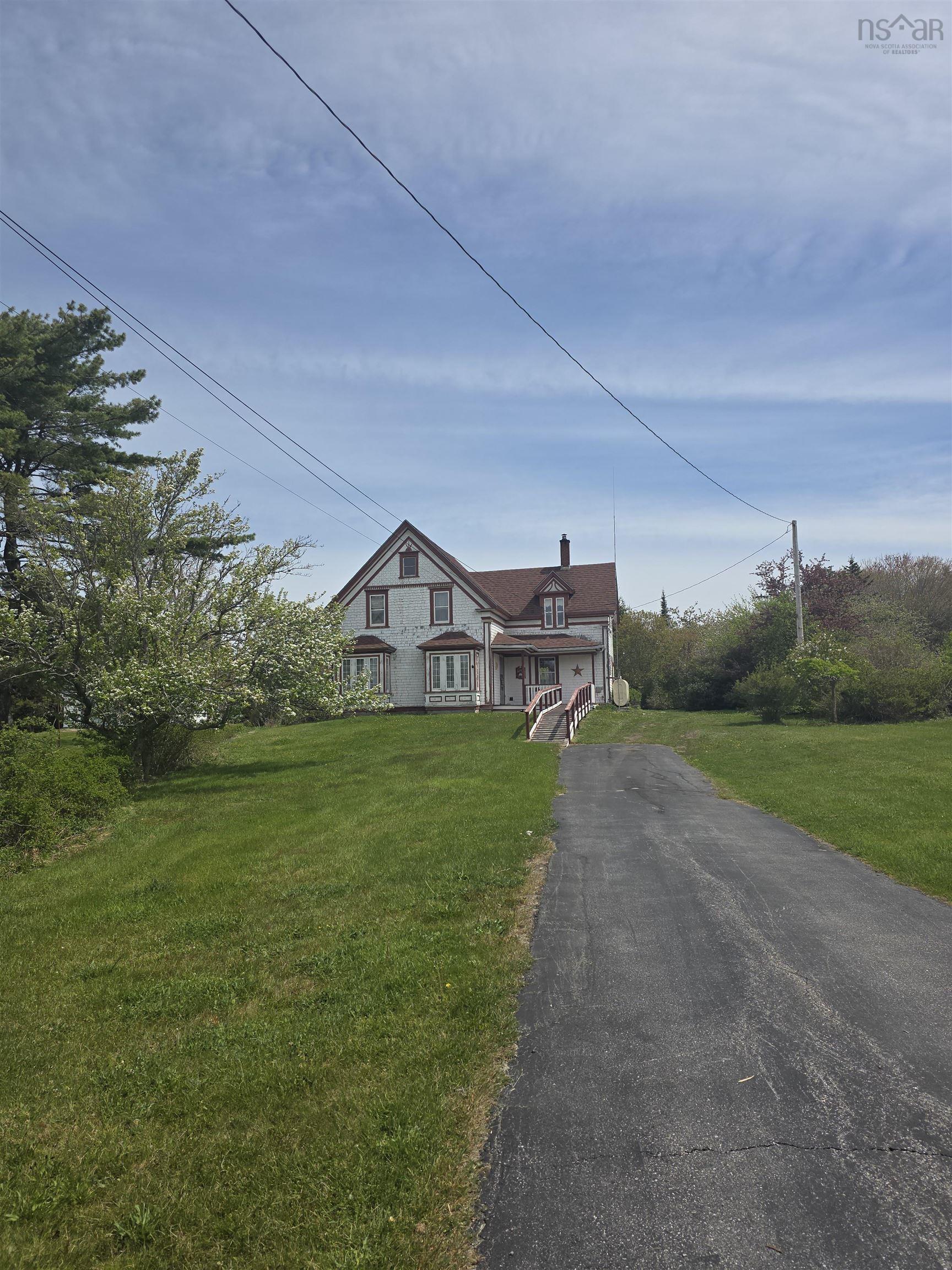 $229,900.00: 2067 Sandy Point Road, Sandy Point