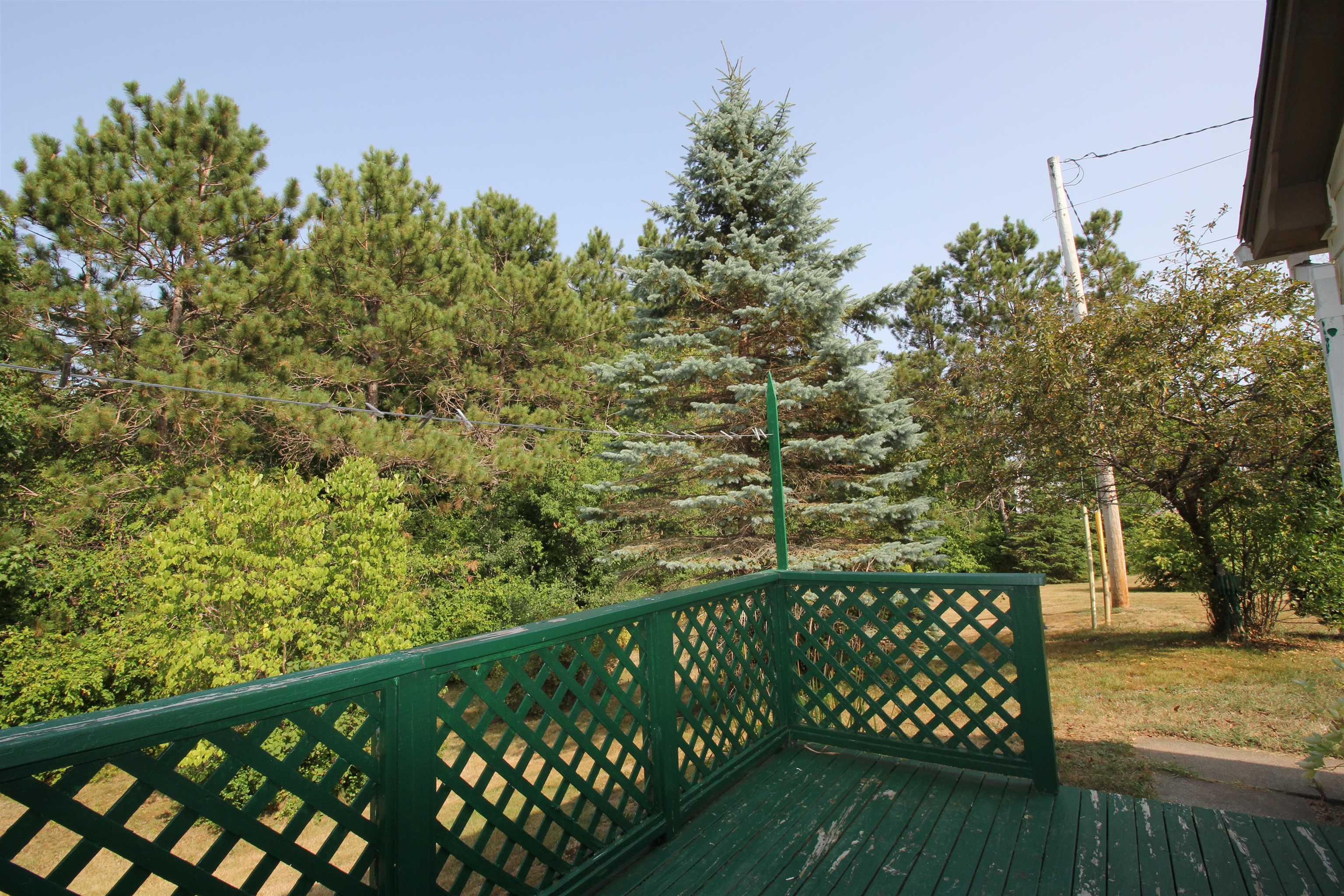 $253,500.00: 14621 Highway 1, Wilmot
