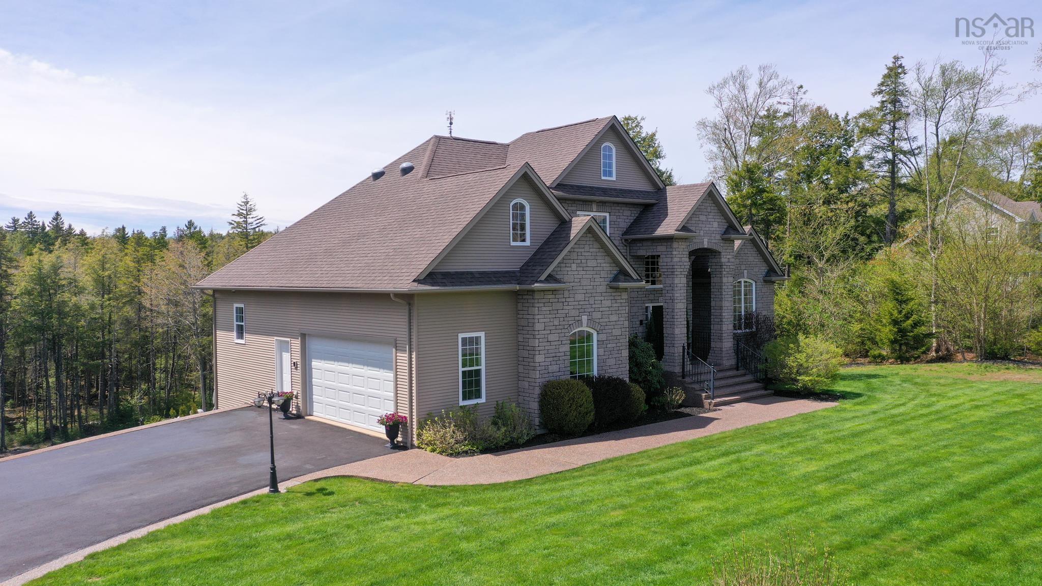 120 Briancrest Road, Windsor Junction, NS (MLS 202611973)