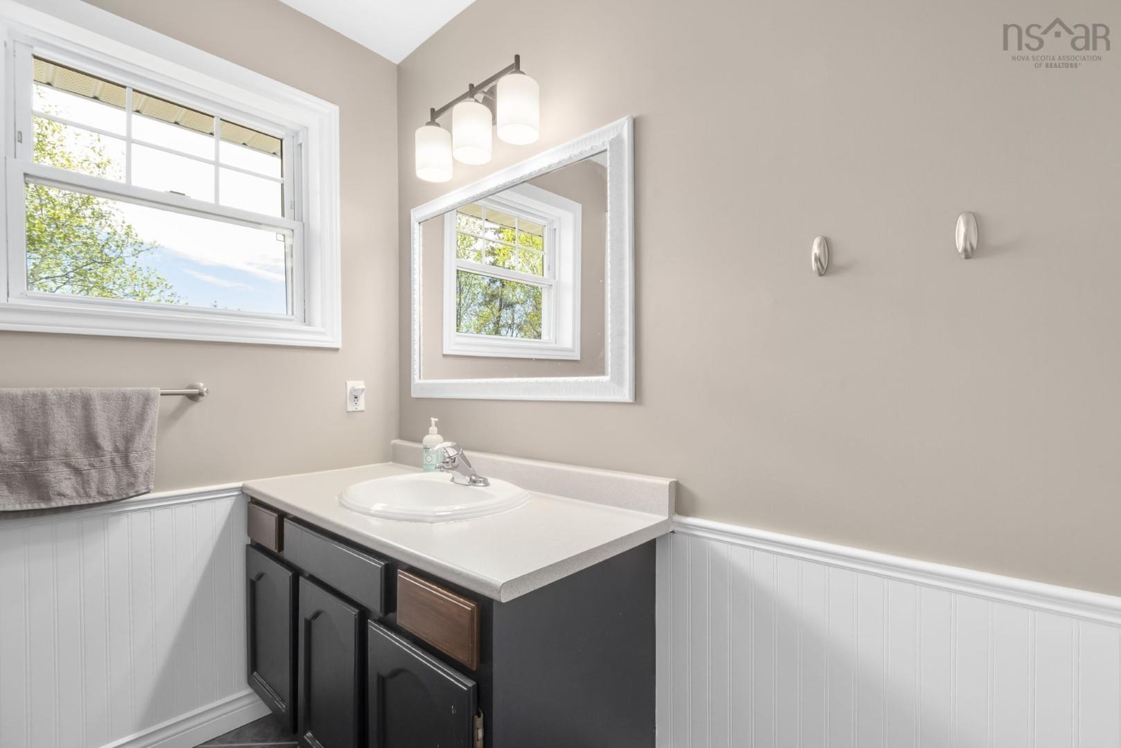 45 Regal Road, Dartmouth, NS (MLS 202611988)