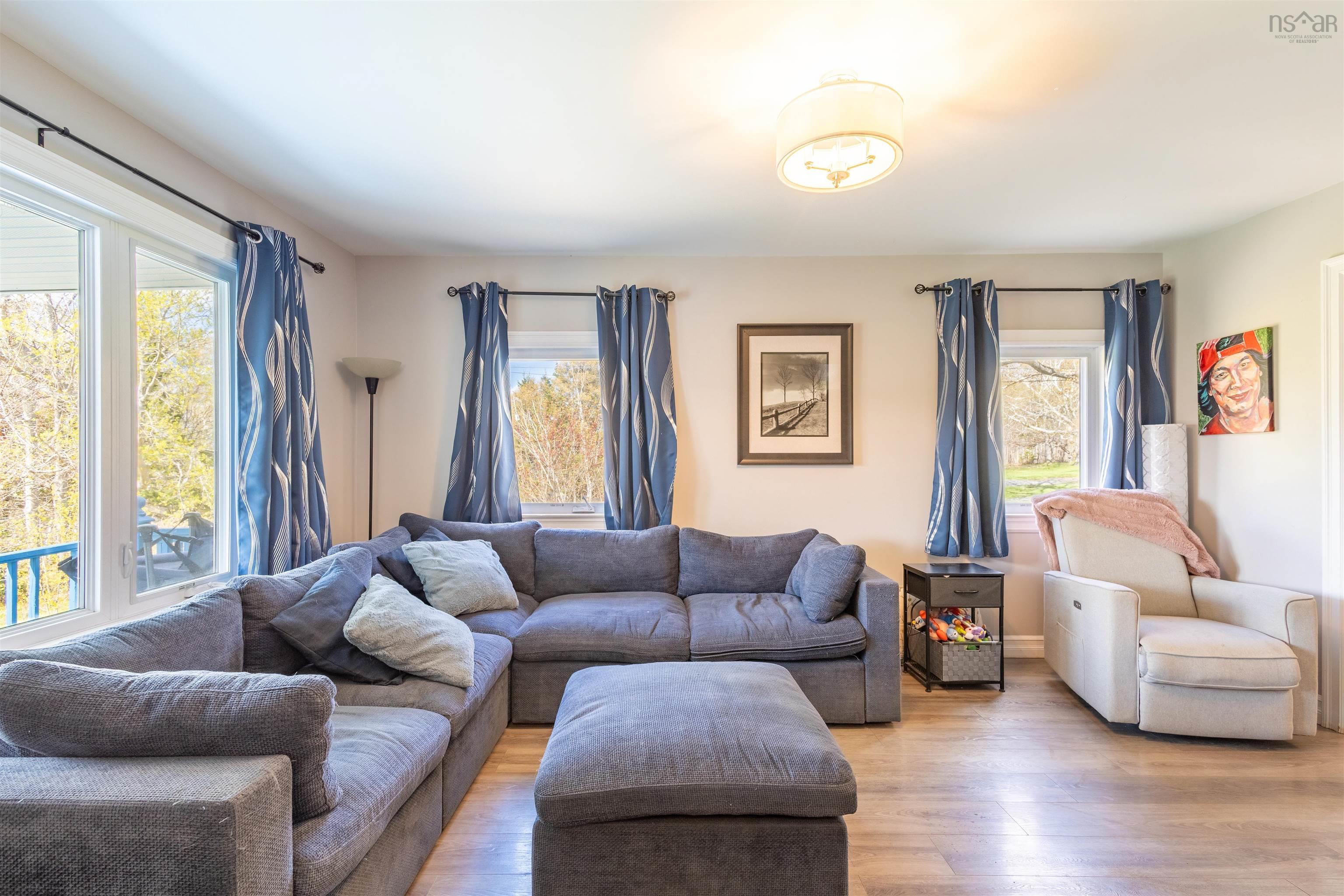$375,000.00: 1851 Old Route 5, Bras D