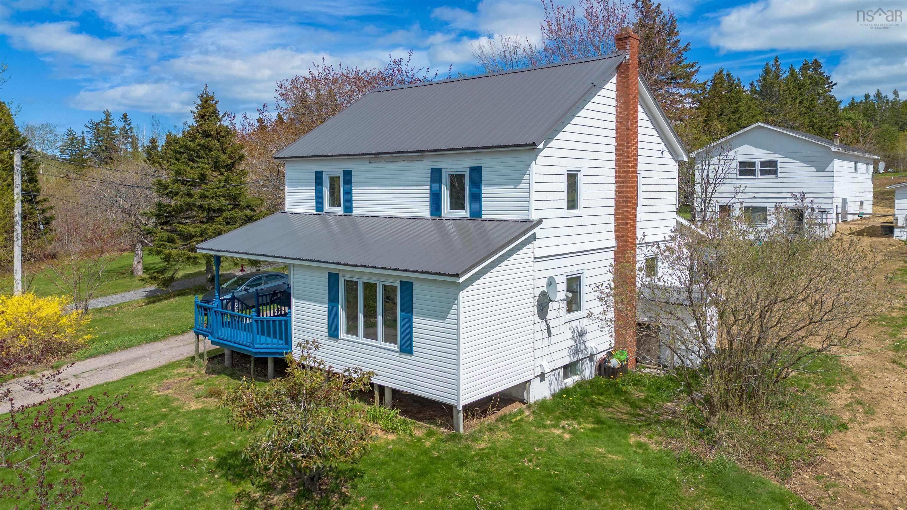 $375,000.00: 1851 Old Route 5, Bras D
