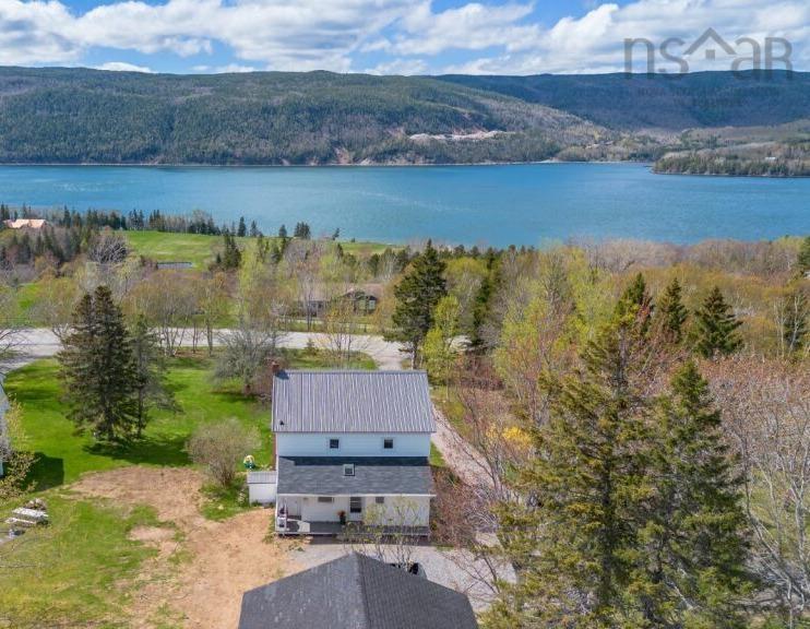 $375,000.00: 1851 Old Route 5, Bras D