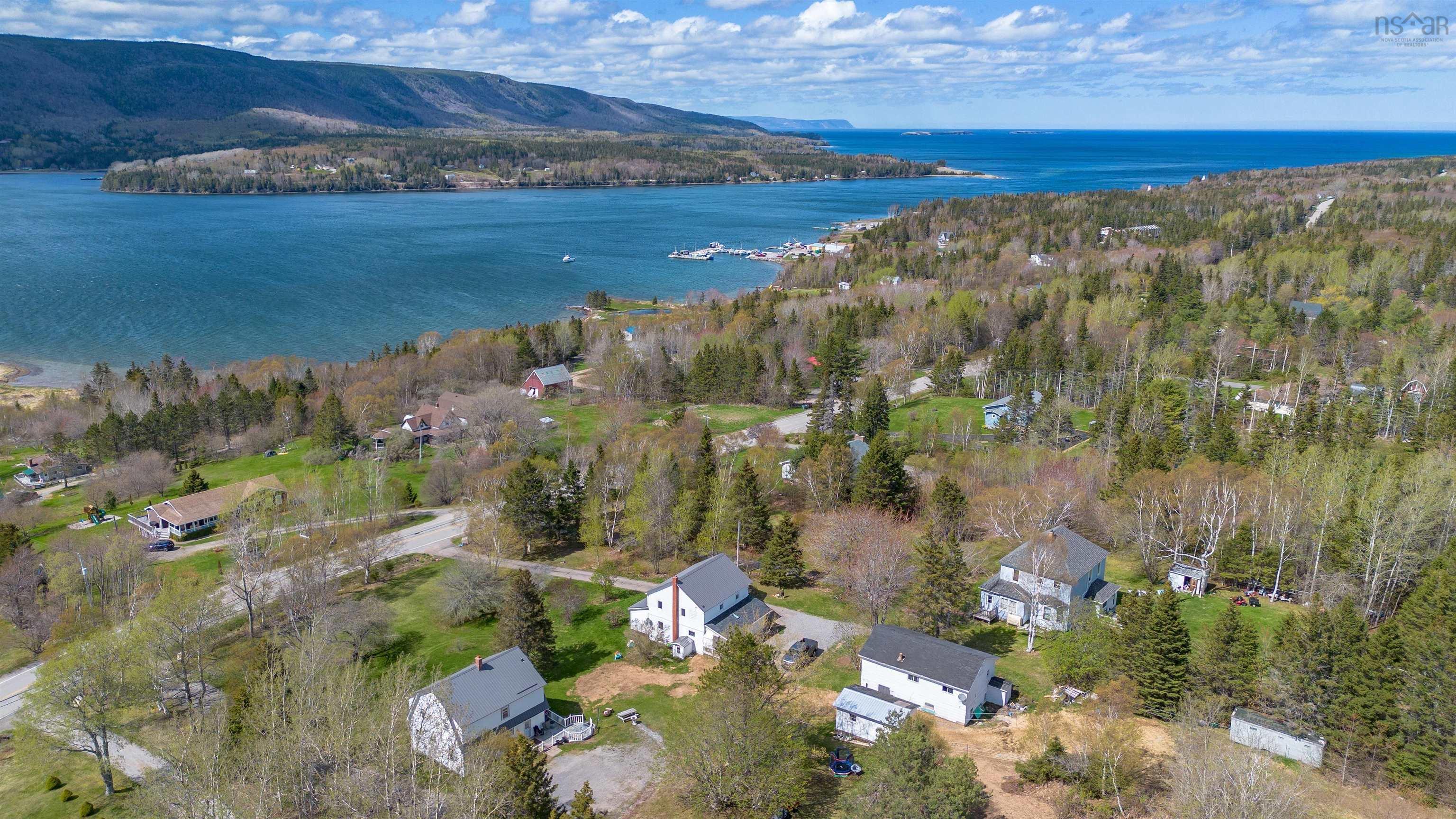 $375,000.00: 1851 Old Route 5, Bras D