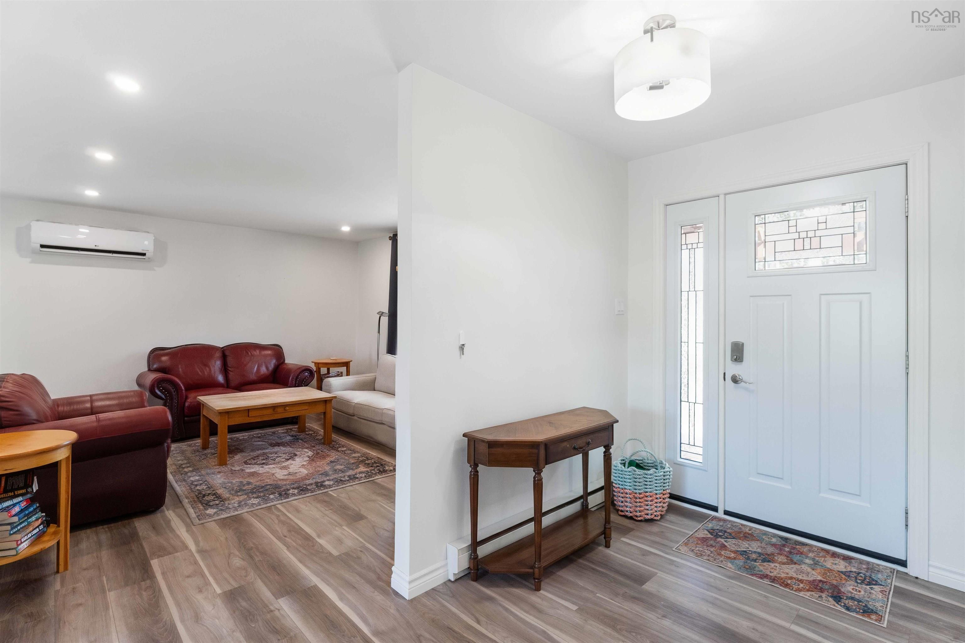 $449,500.00: 380 Hall Road, South Greenwood