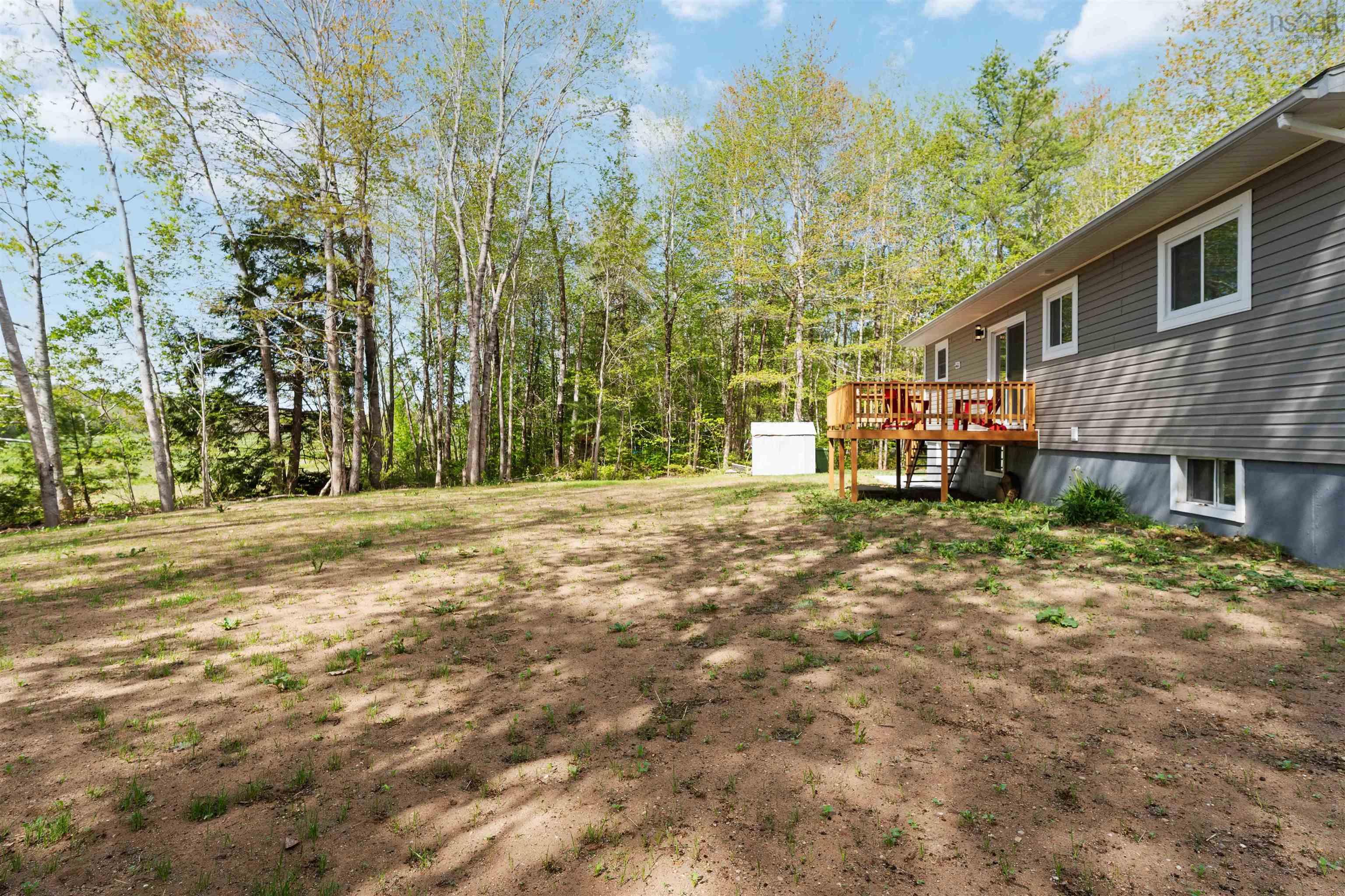 $449,500.00: 380 Hall Road, South Greenwood