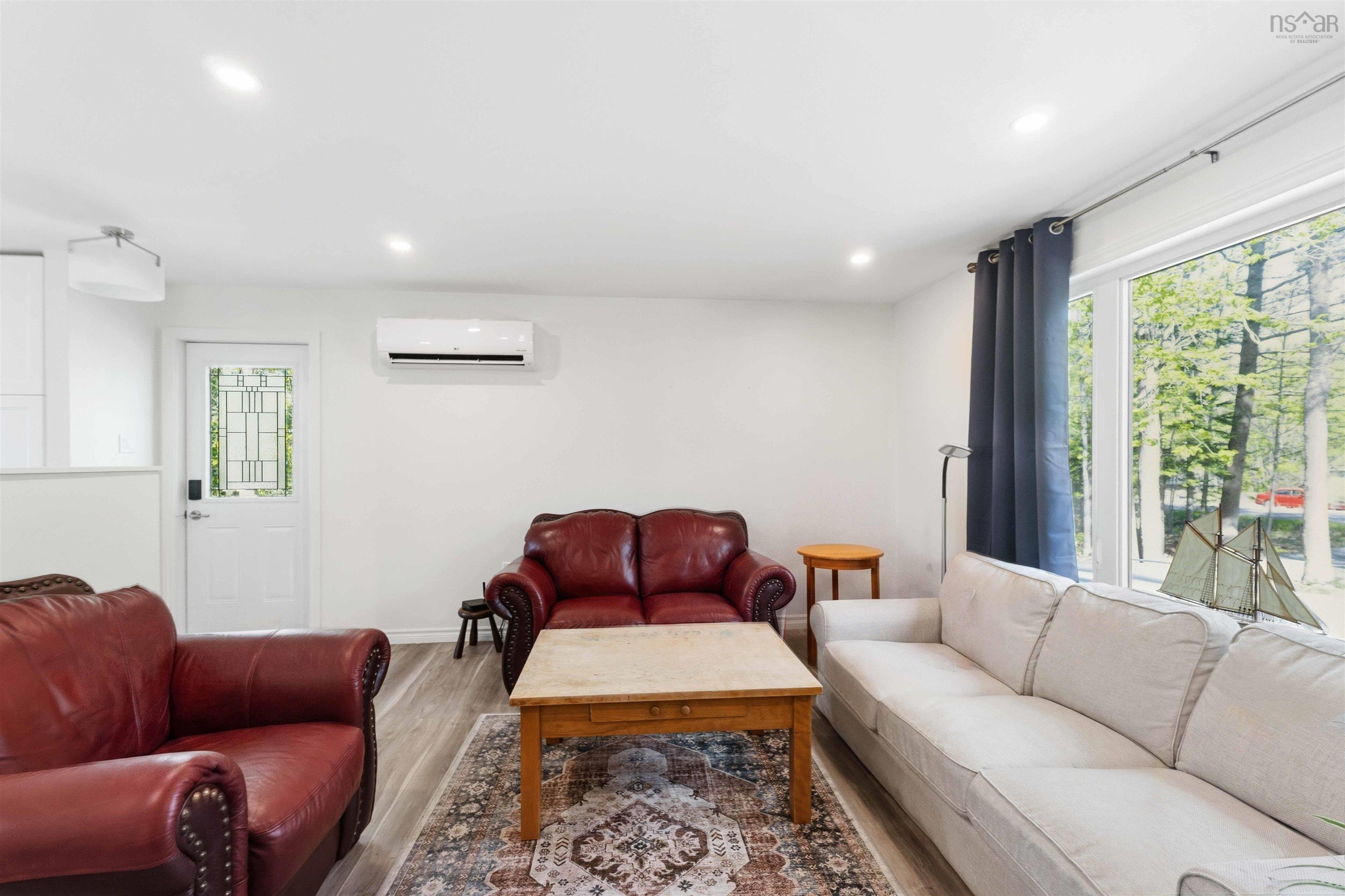 $449,500.00: 380 Hall Road, South Greenwood