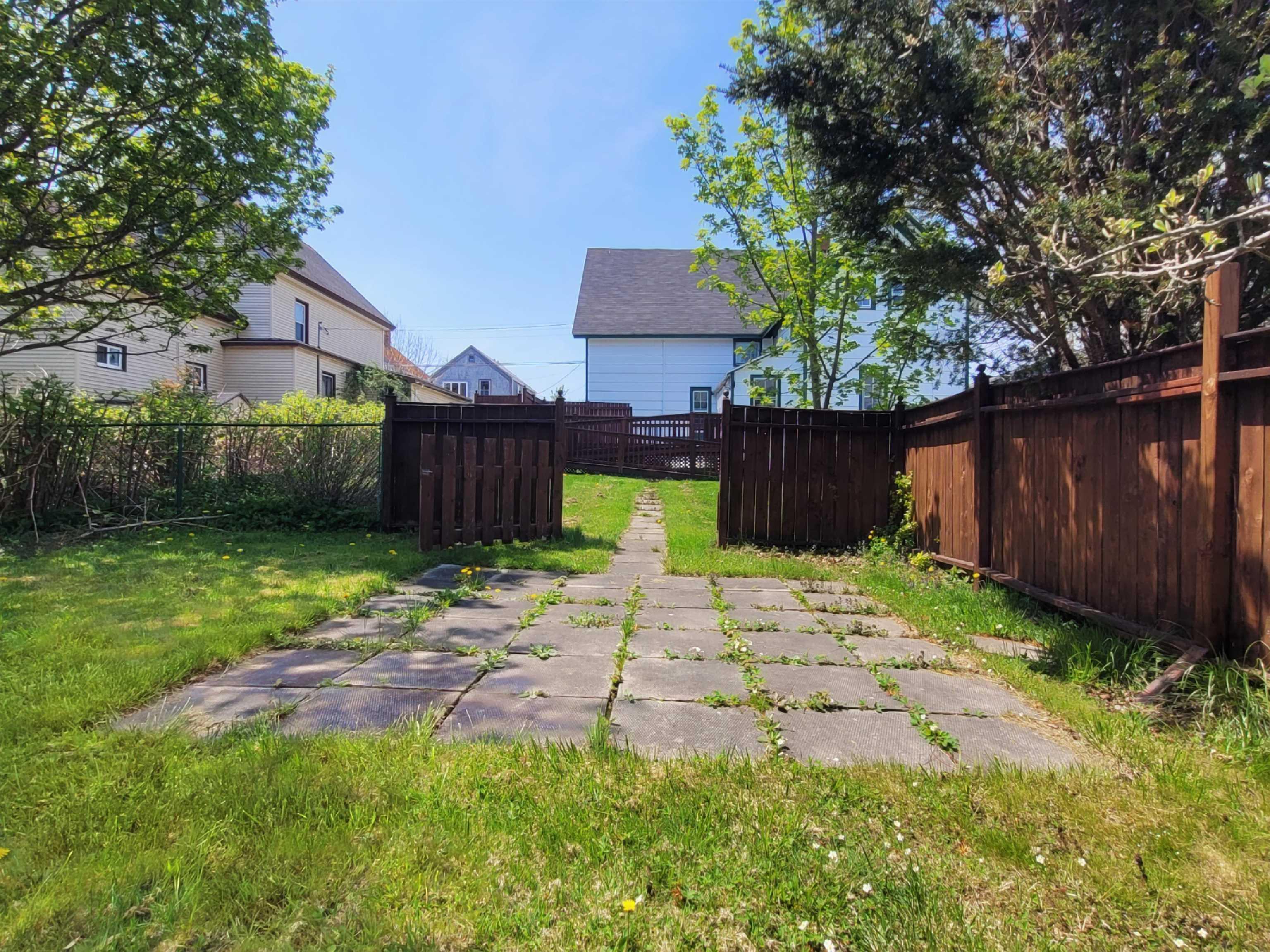 $269,900.00: 20 North Street, Lockeport