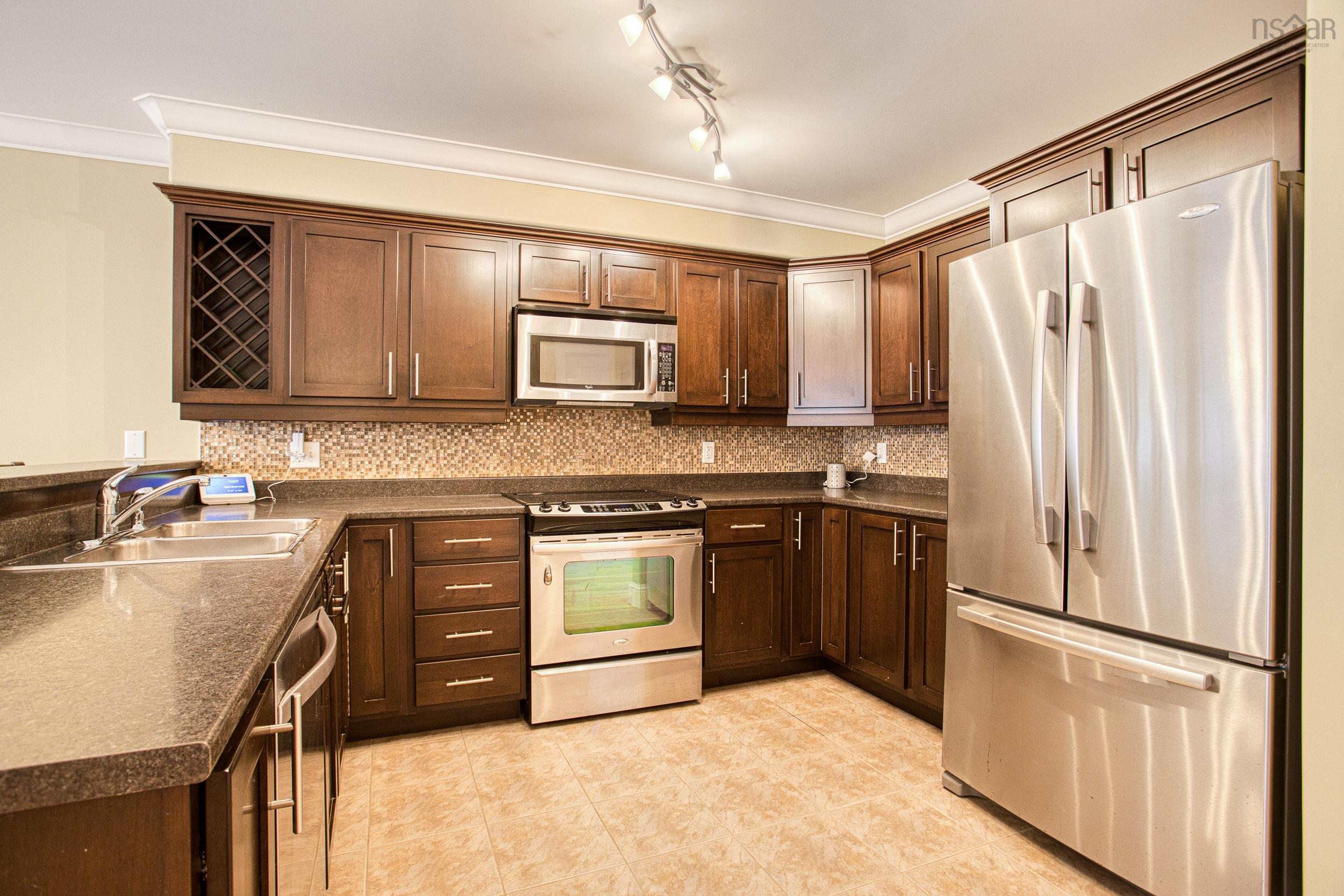 $749,900.00: 75 Bently Drive, Halifax