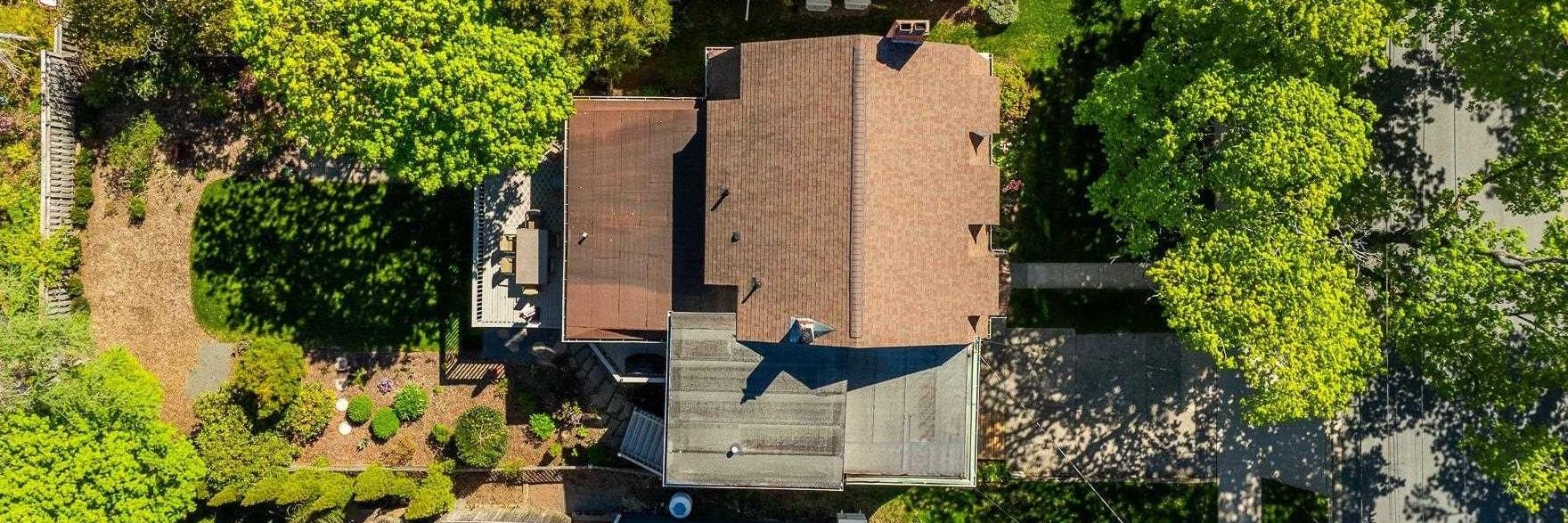 $1,695,000.00: 6031 Oakland Road, Halifax