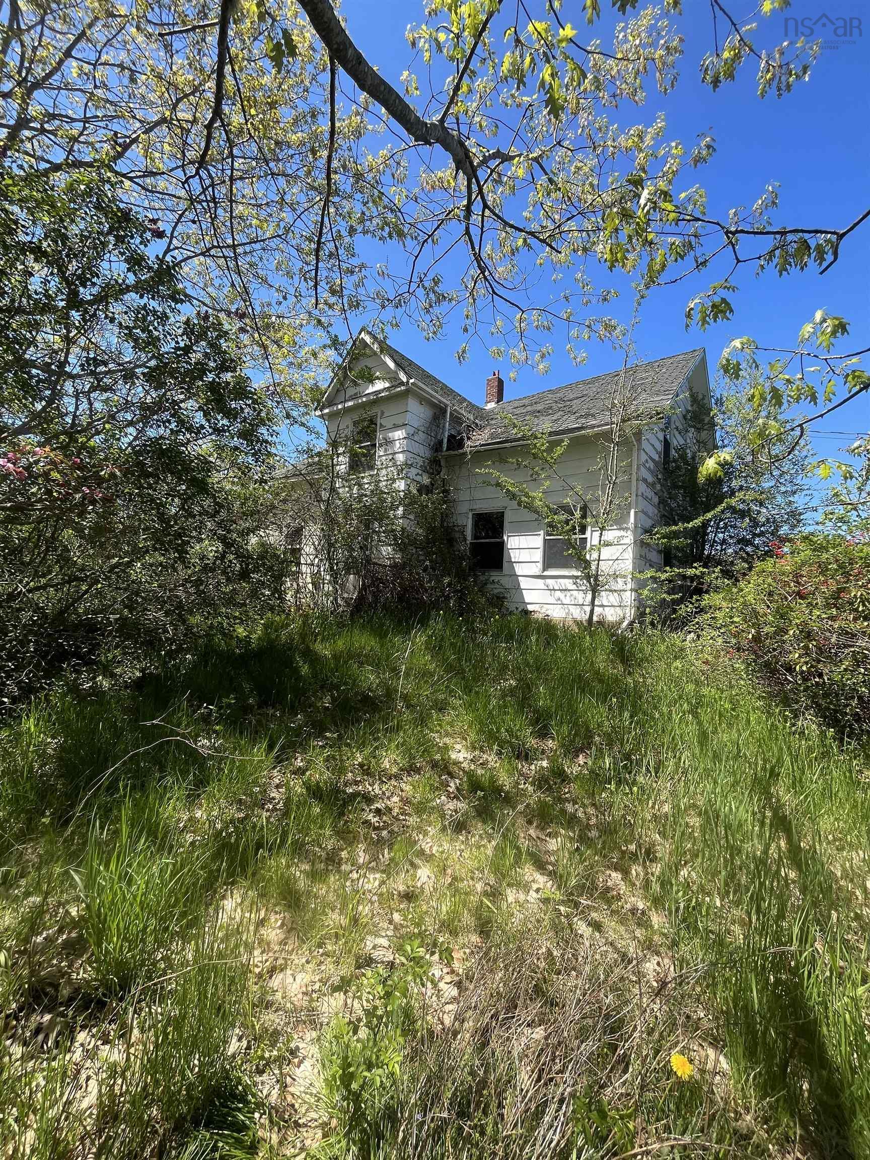 $395,000.00: 7017 Highway 1, Belleisle
