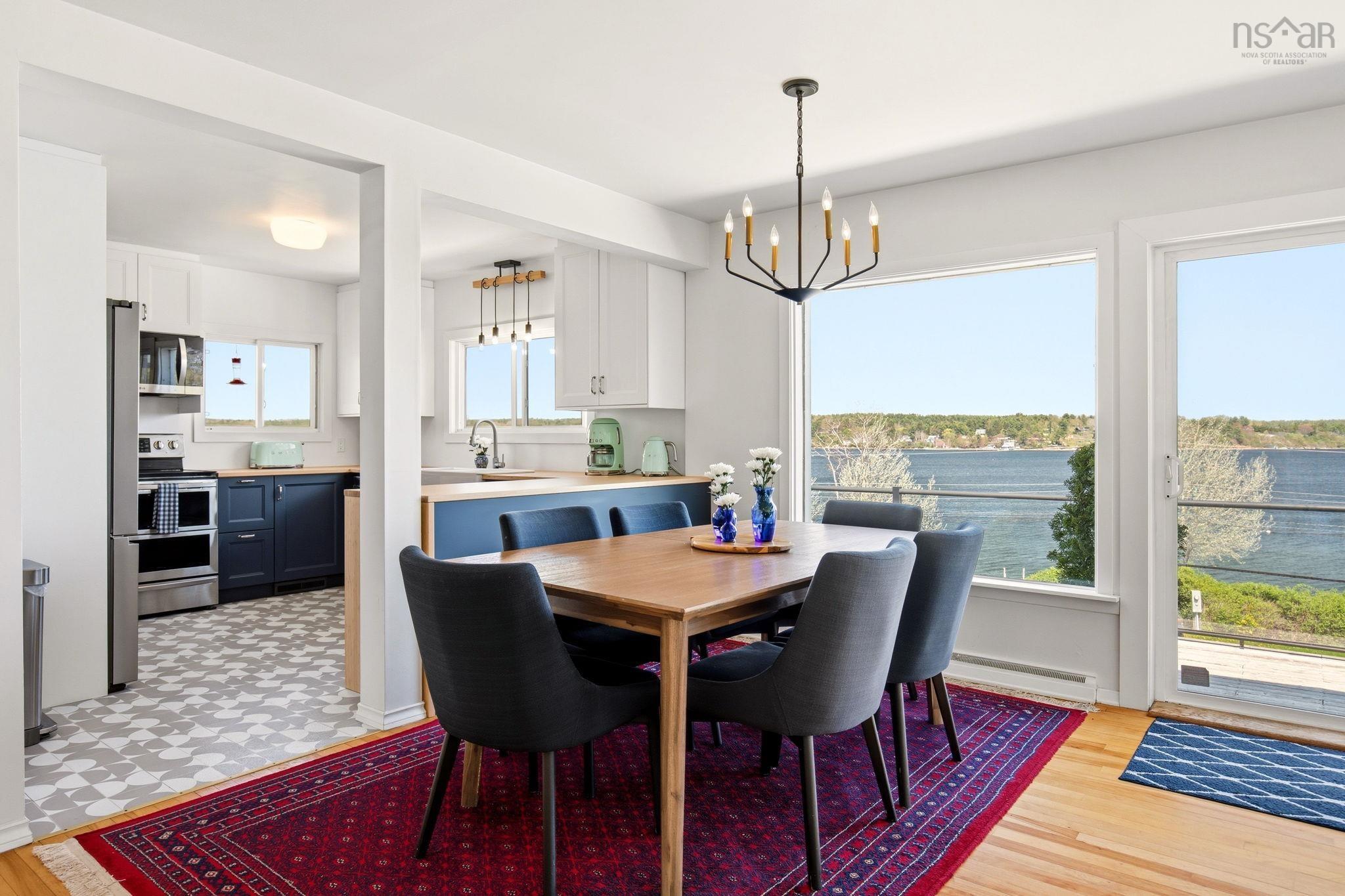 $1,195,000.00: 9222 Highway 3 Highway, Maders Cove