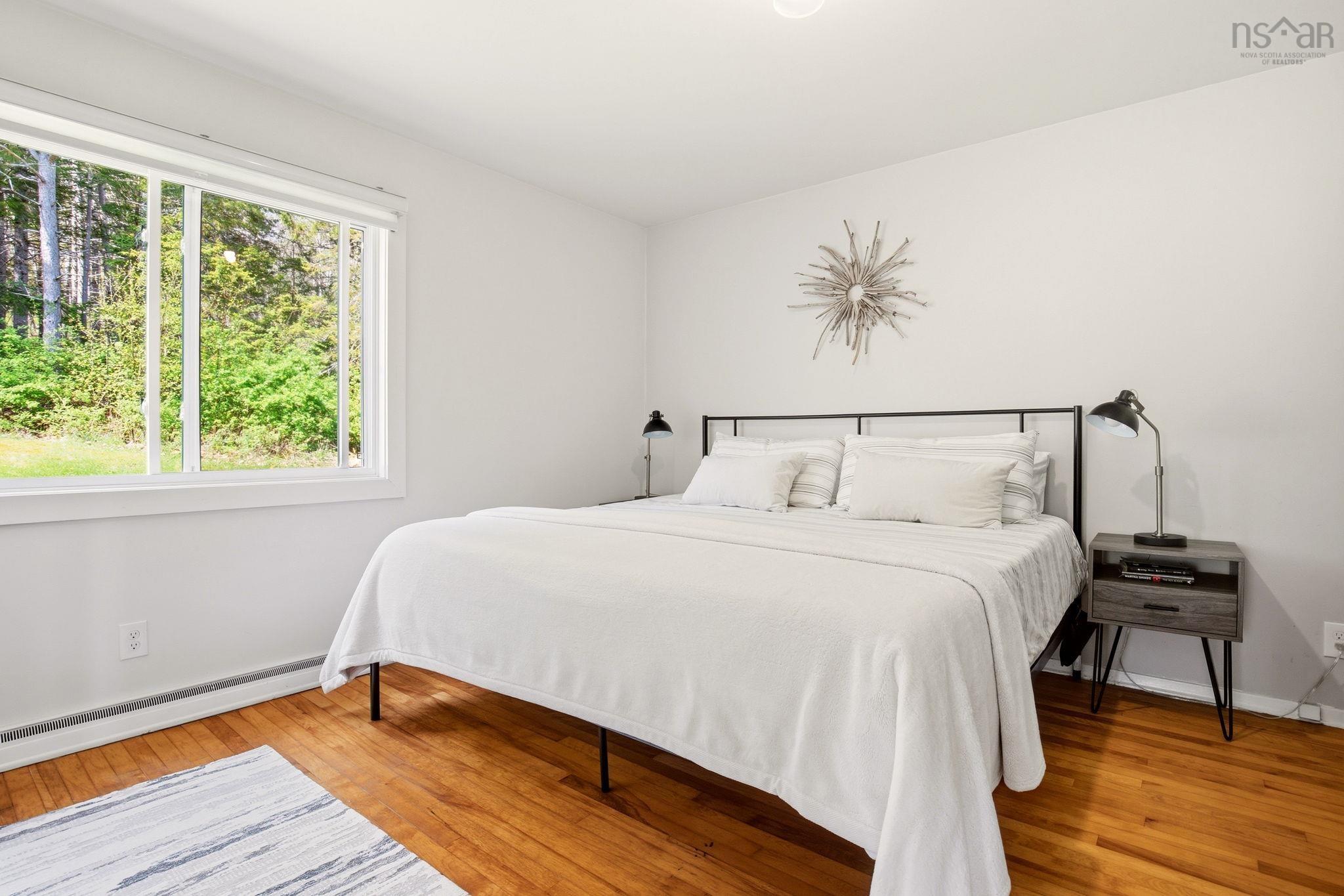 $1,195,000.00: 9222 Highway 3 Highway, Maders Cove