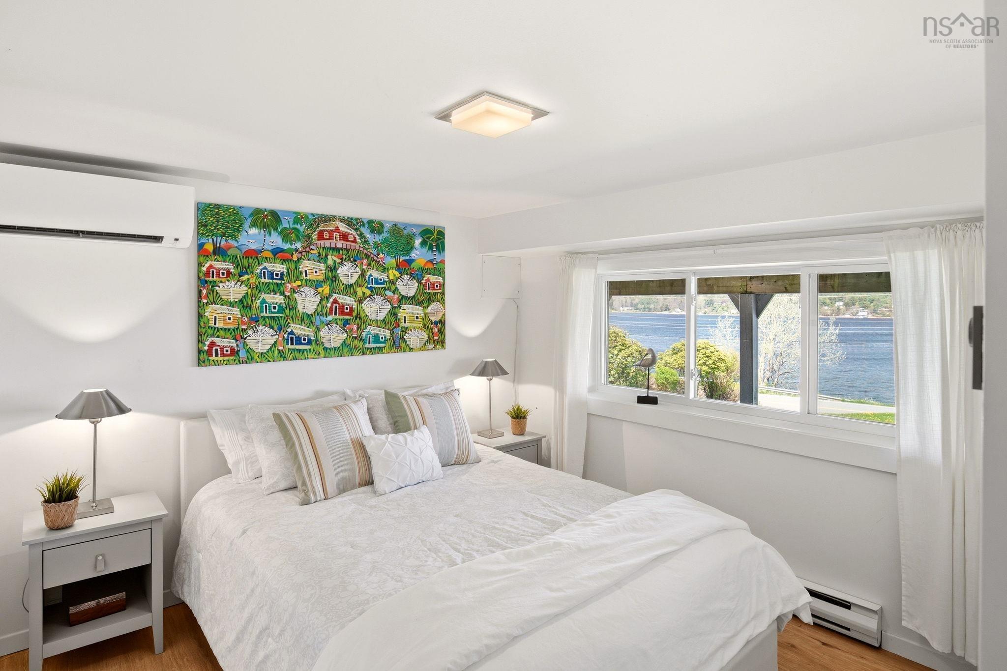 $1,195,000.00: 9222 Highway 3 Highway, Maders Cove
