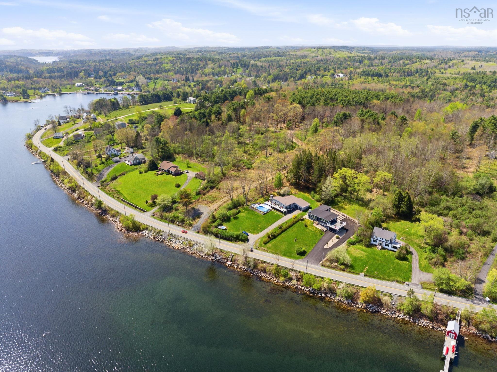 $1,195,000.00: 9222 Highway 3 Highway, Maders Cove
