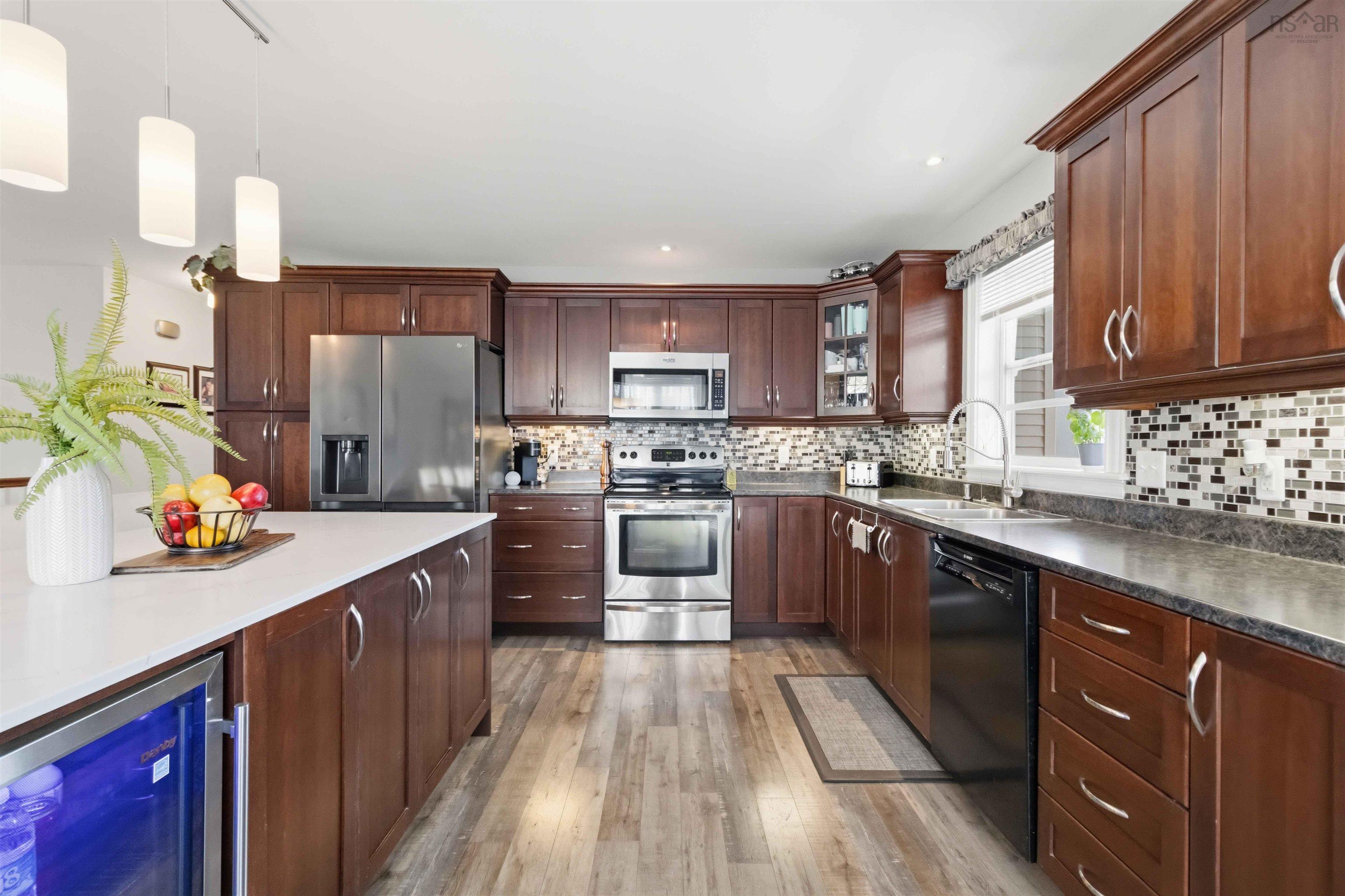 $759,900.00: 16 Boutiliers Lane, Dartmouth