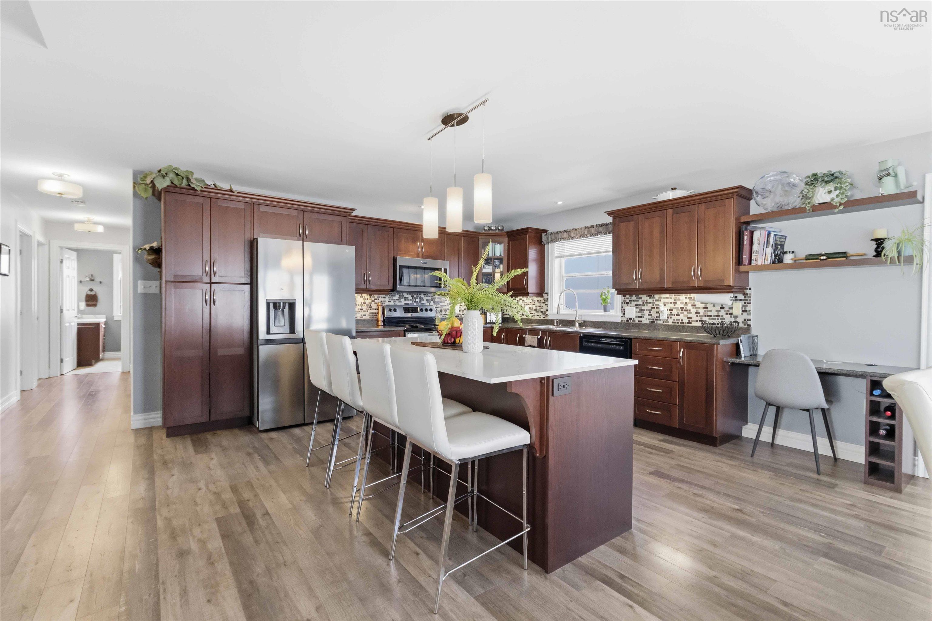 $759,900.00: 16 Boutiliers Lane, Dartmouth