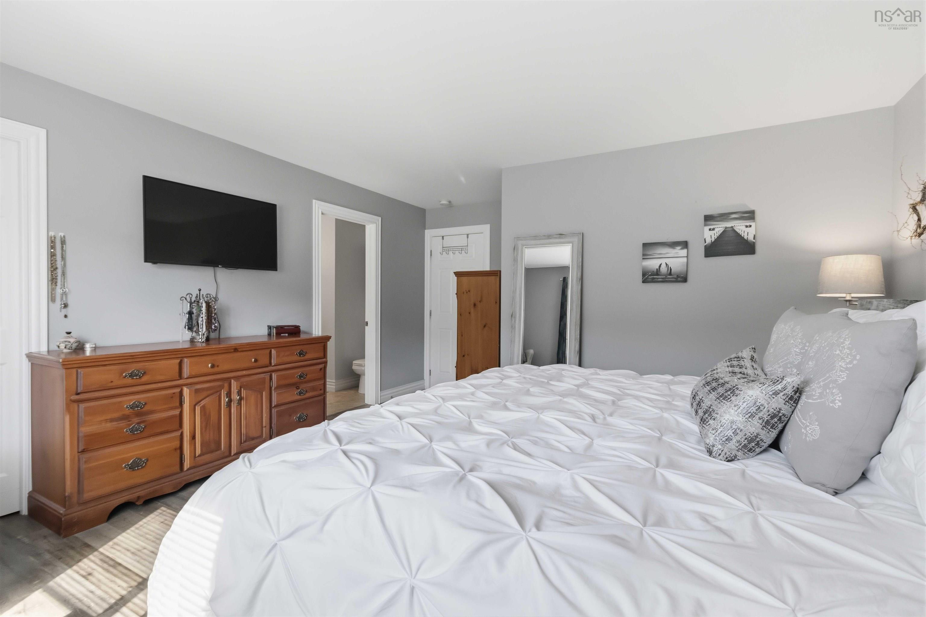 $759,900.00: 16 Boutiliers Lane, Dartmouth