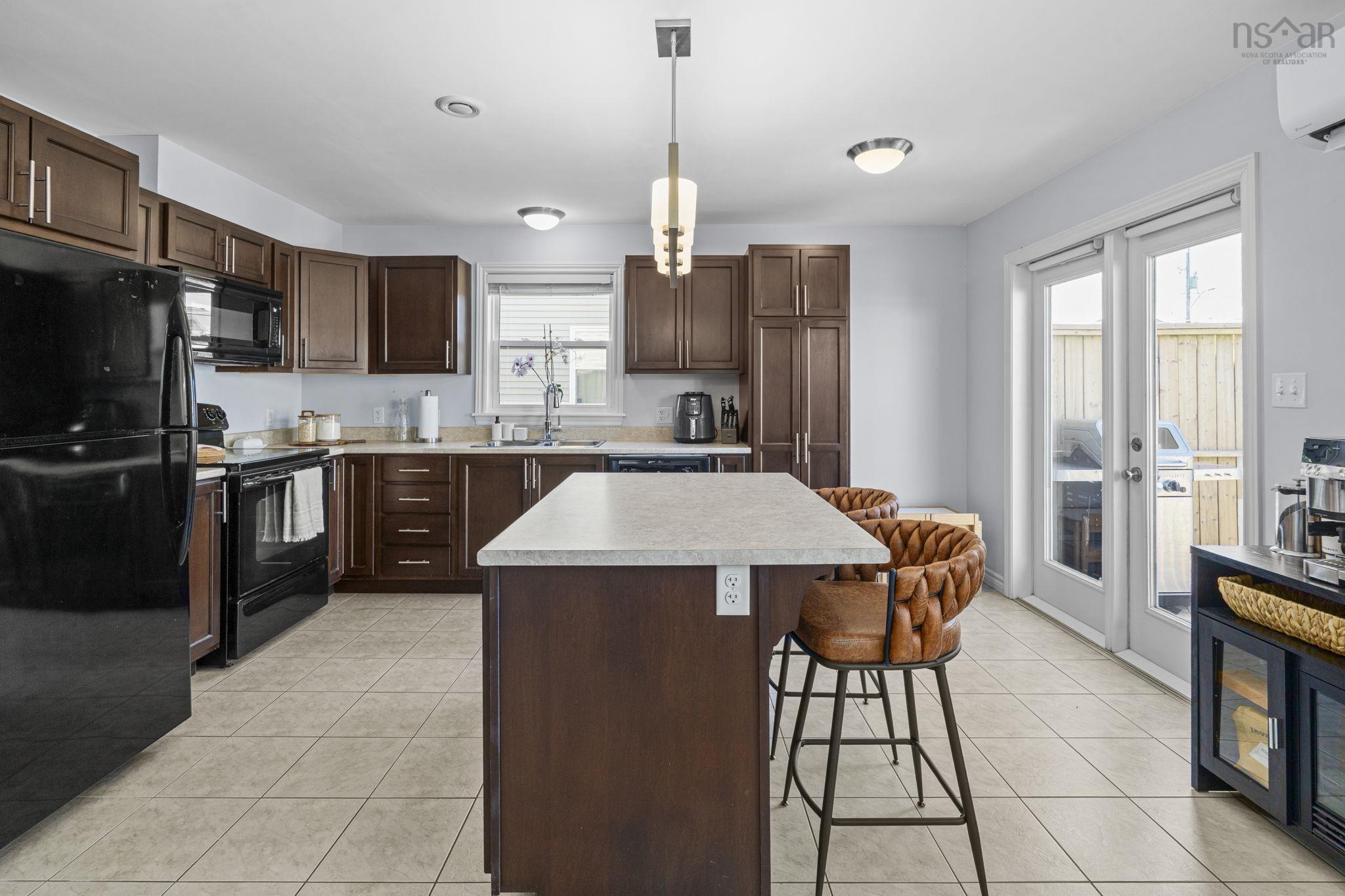 $549,900.00: 77 Katrina Crescent, Halifax