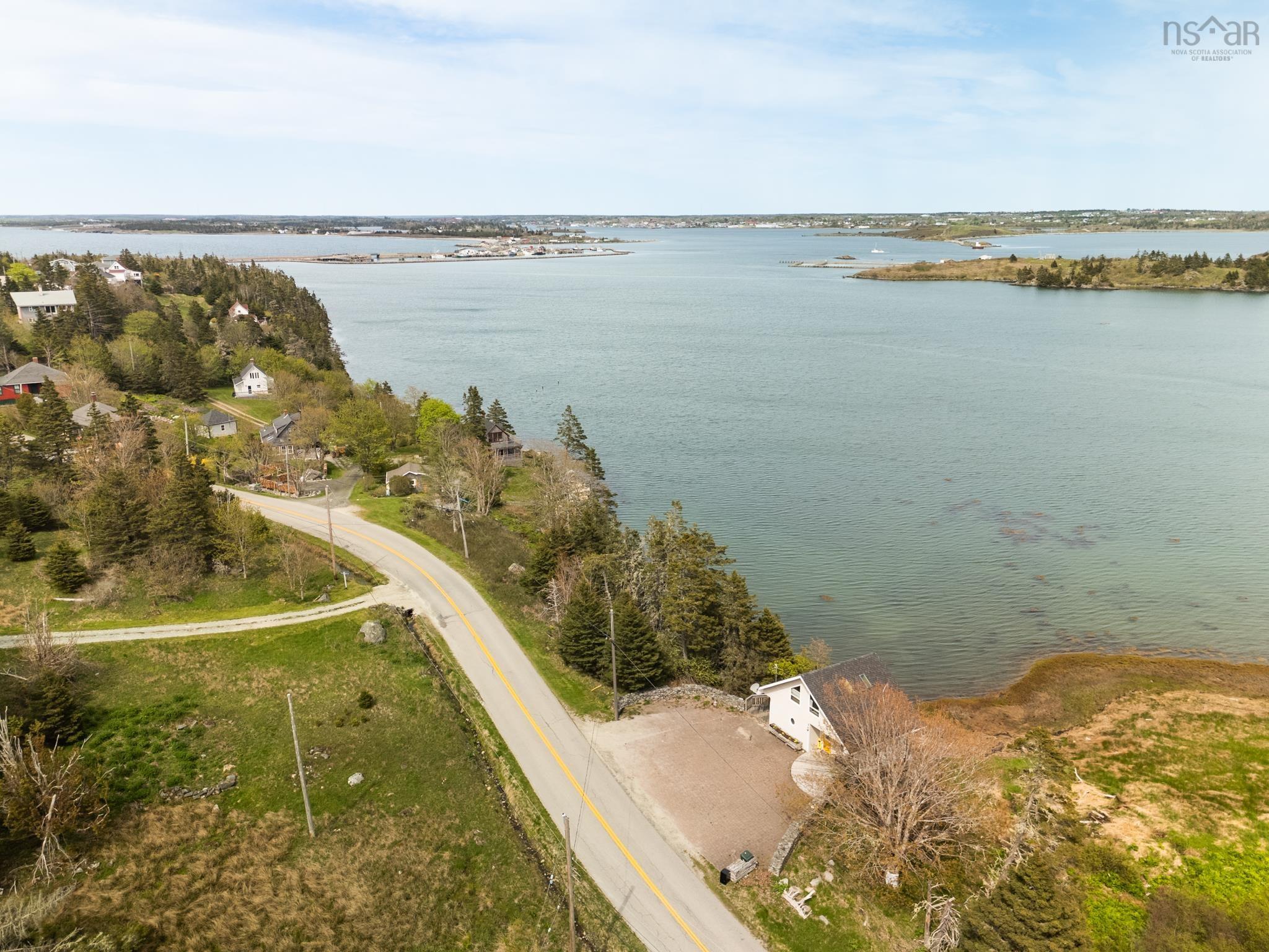 $297,000.00: 1501 Highway 304, Cape Forchu